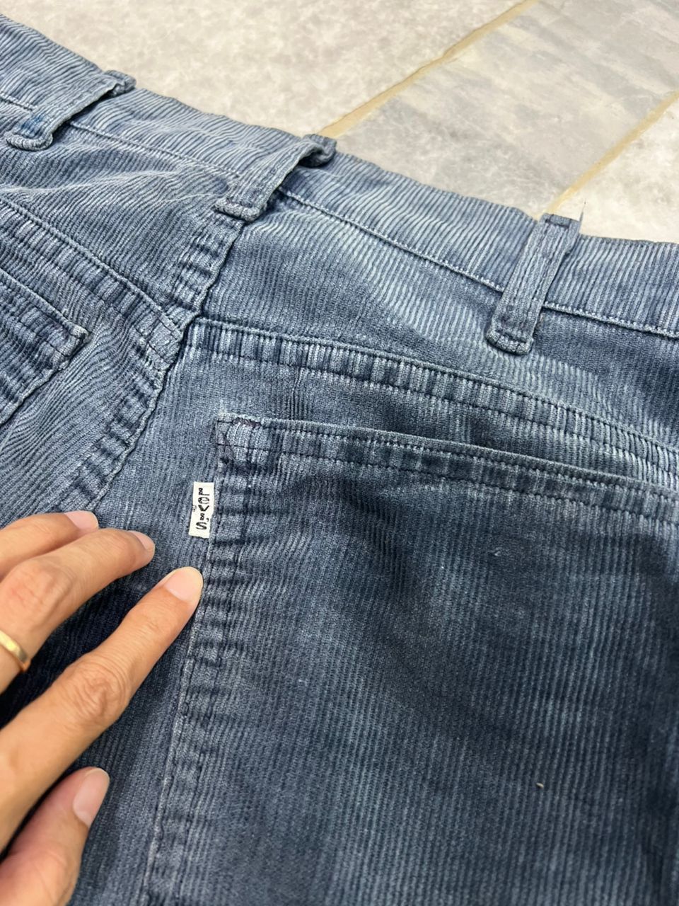 Levi's Vintage Levis 519 Corduroy Pants Size US 30 / EU 46 - 7 Thumbnail