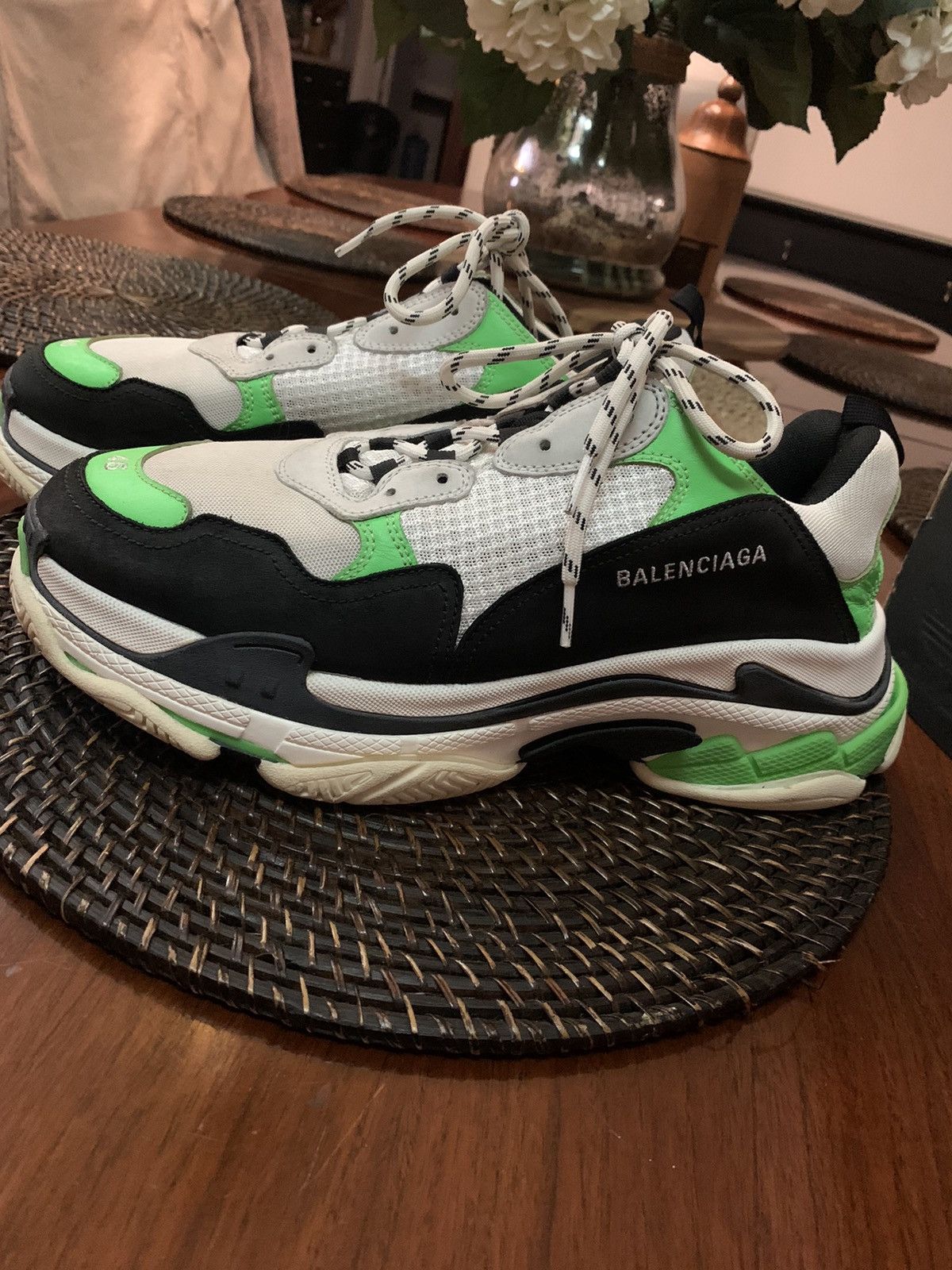 Balenciaga triple s xanh lá best sale