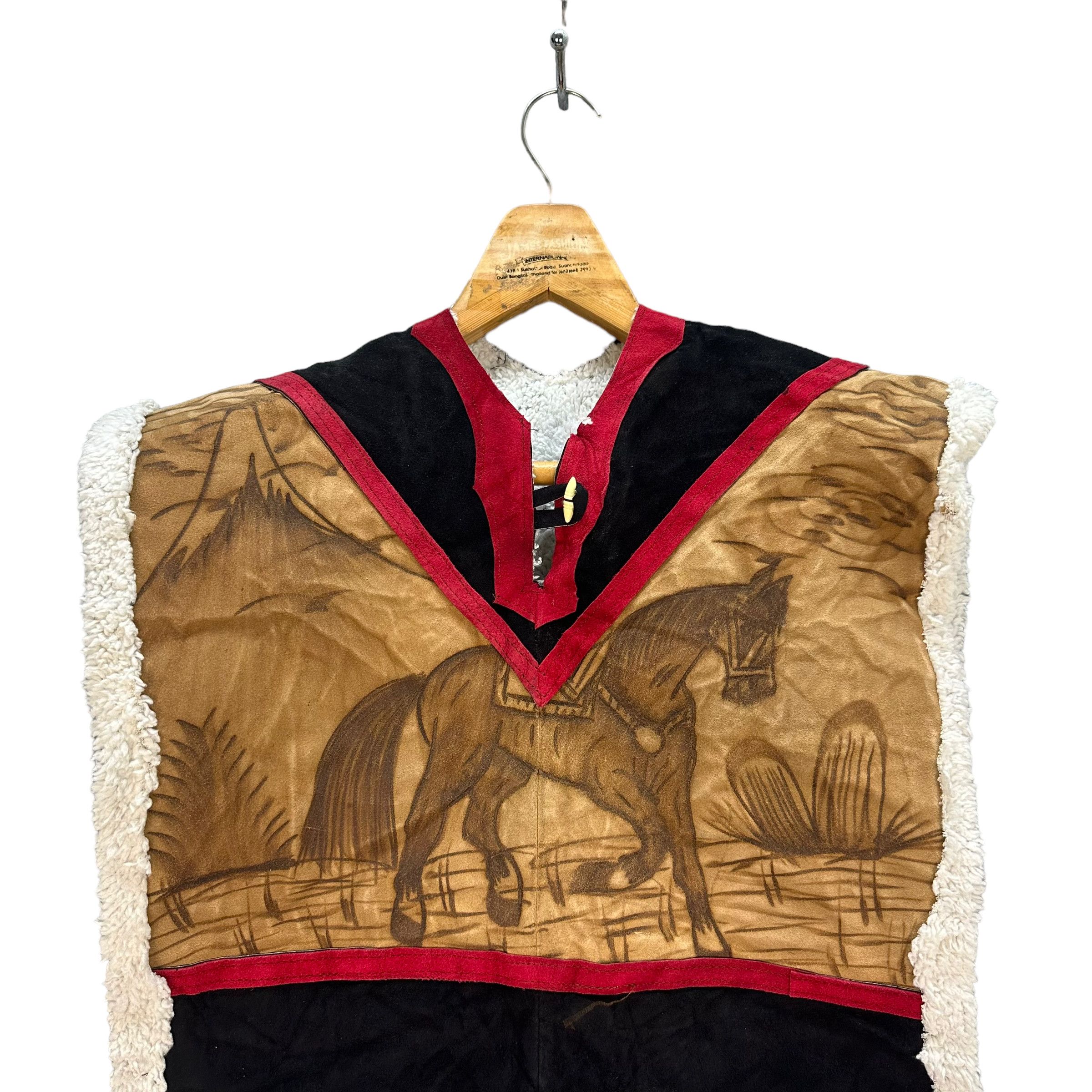 Cowboy Equipment WESTERN HORSES GRAPHIC FLEECE VEST #8025-196 Size S / US 4 / IT 40 - 2 Thumbnail