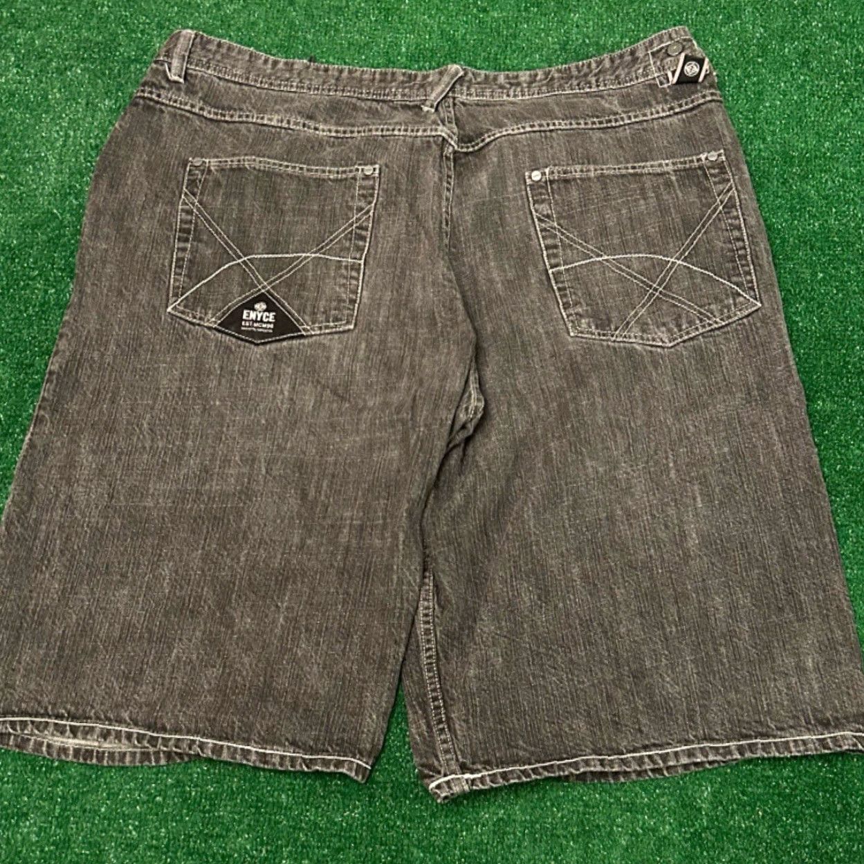 Enyce VINTAGE Enyce Baggy Hip Hop Skater Grunge Jeans Shorts Men Size 44 Jorts Black Logo Pockets JNCO Dark 90s Grunge Hip Hop Punk Y2K Skater Mens Size US 44 / EU 60 - 4 Thumbnail