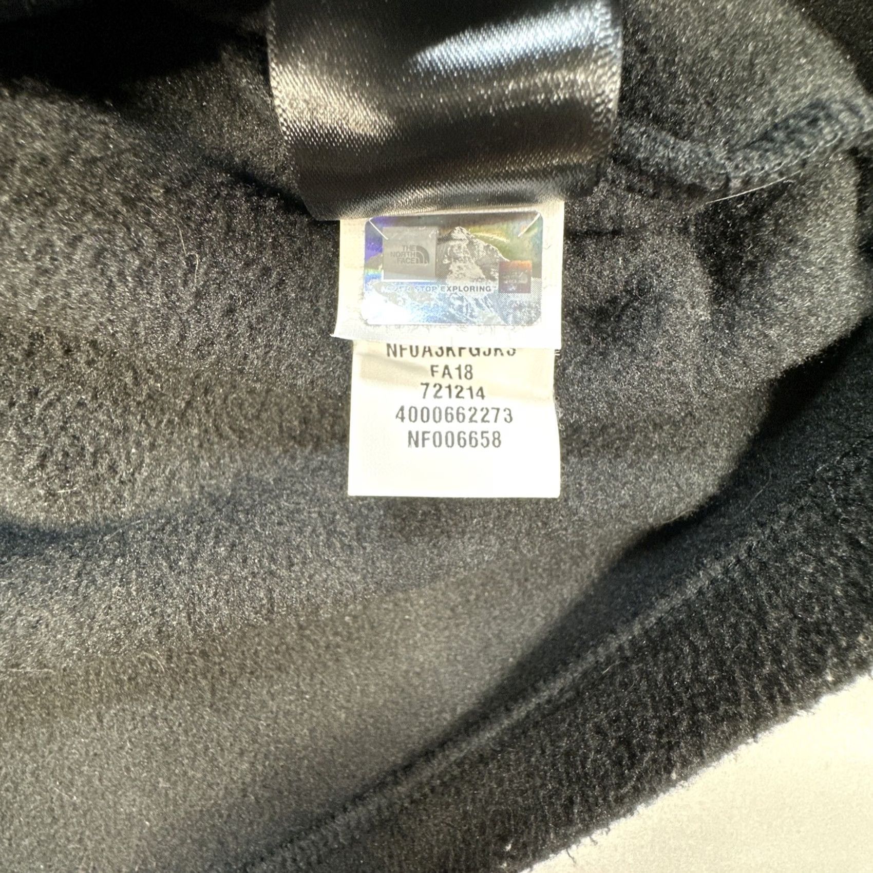 The North Face The North Face Women's M Black Half-Zip Tundra Pullover Jacket Fleece Pockets Zip Zipper Size M / US 6-8 / IT 42-44 - 7 Thumbnail