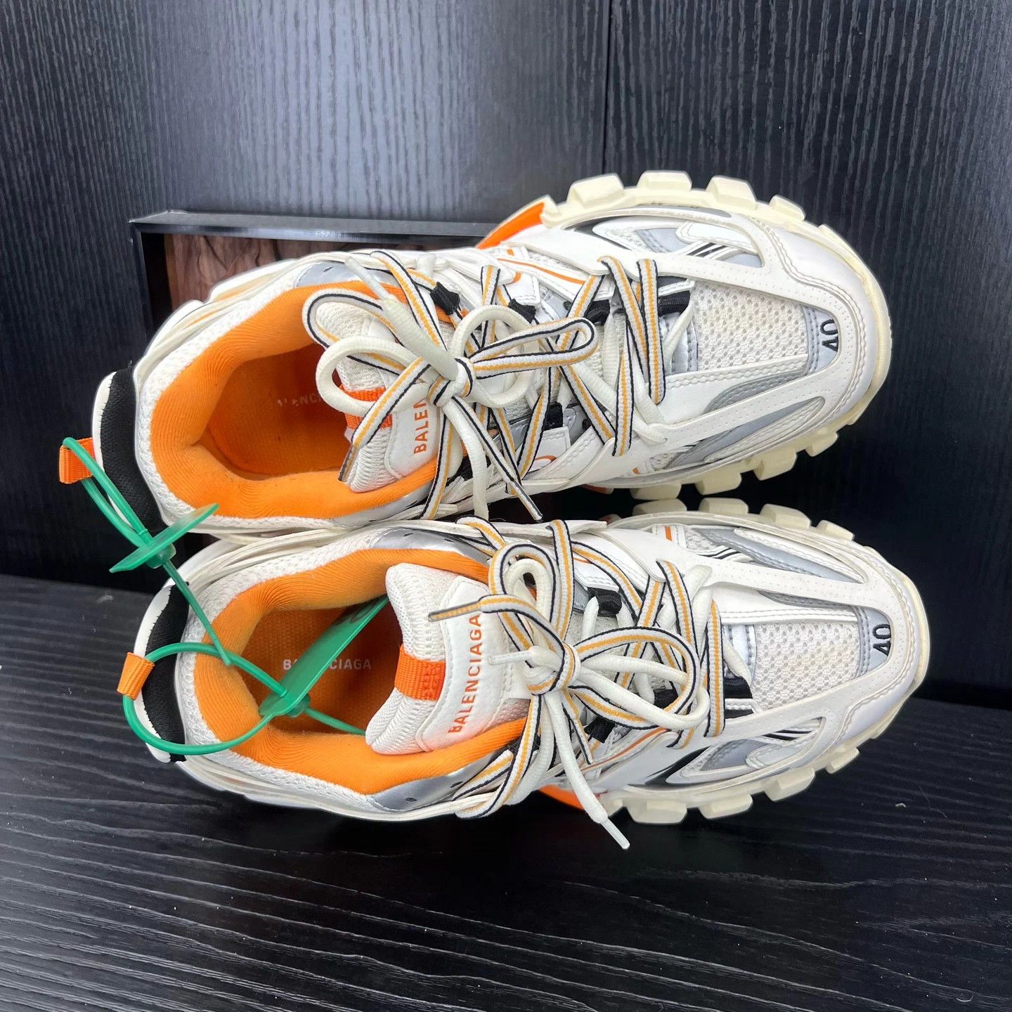 Balenciaga Balenciaga Track White Orange 40 New Slight Oxid Size US 7 / EU 40 - 8 Thumbnail