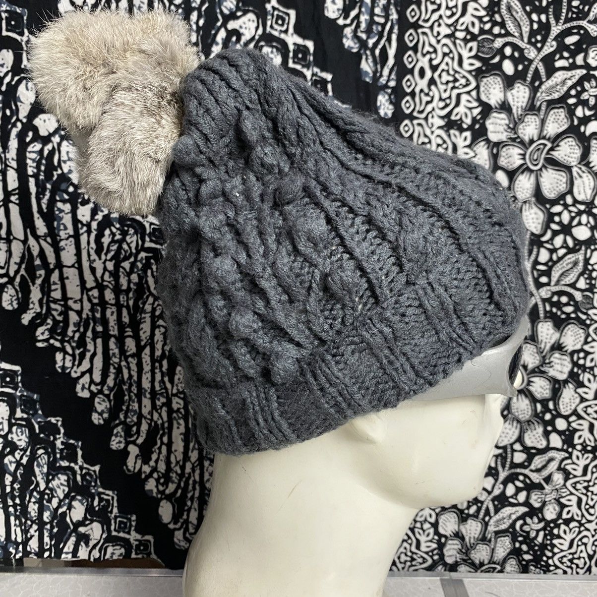 Japanese Brand × Vintage 2000s y2k world wide love Pom beanie hats Size ONE SIZE - 5 Thumbnail