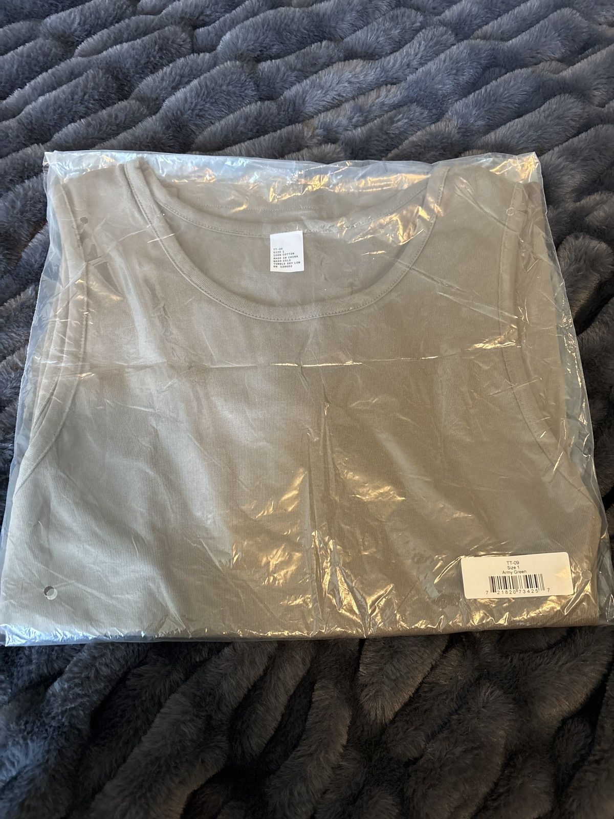 Yeezy YEEZY TT-09 ARMY GREEN SIZE 1 Size US M / EU 48-50 / 2 - 1 Thumbnail