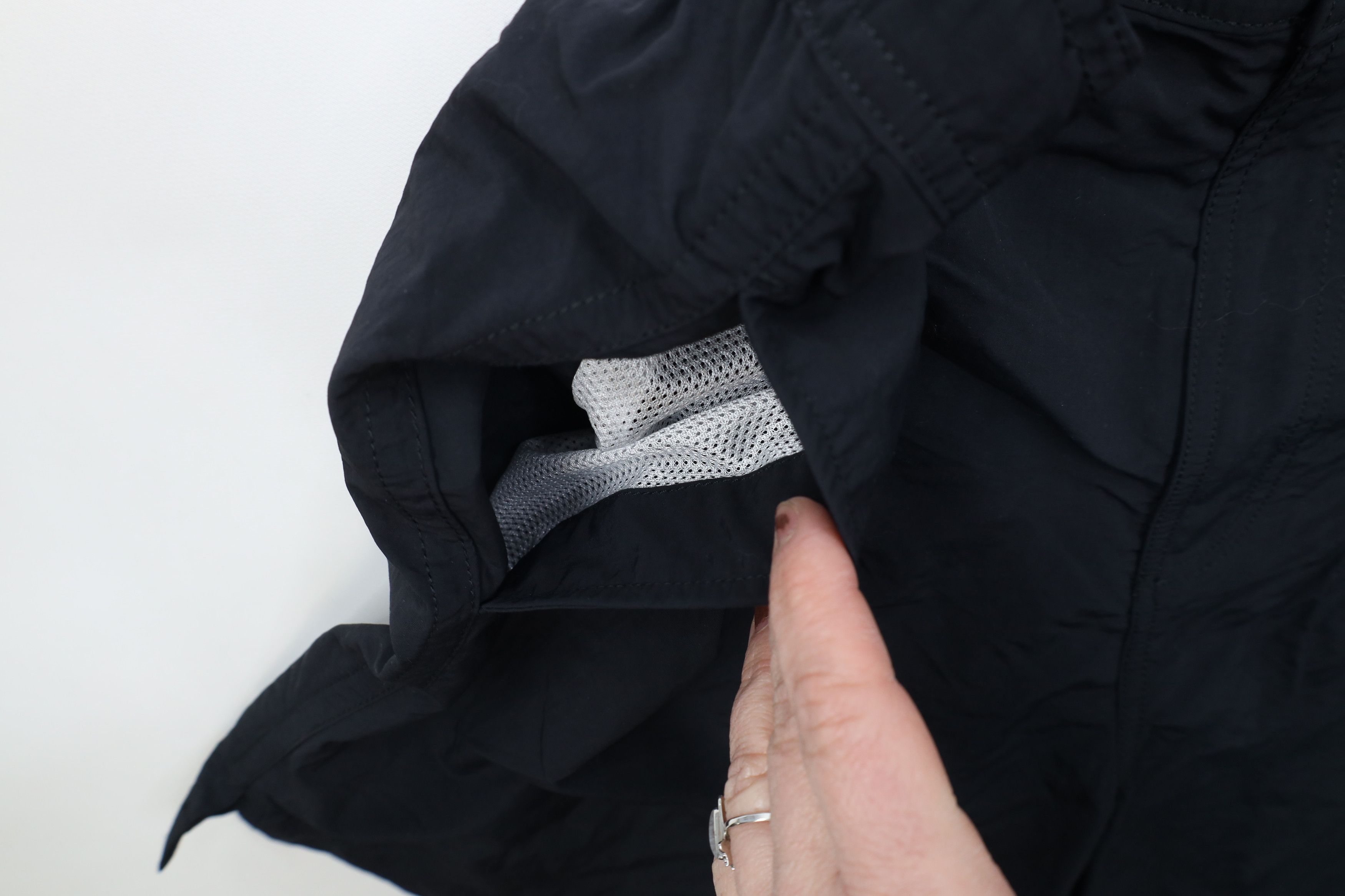 Lands' End Deadstock Vintage Y2K Lands End Lined Shorts Trekking Black Size US 34 / EU 50 - 8 Thumbnail