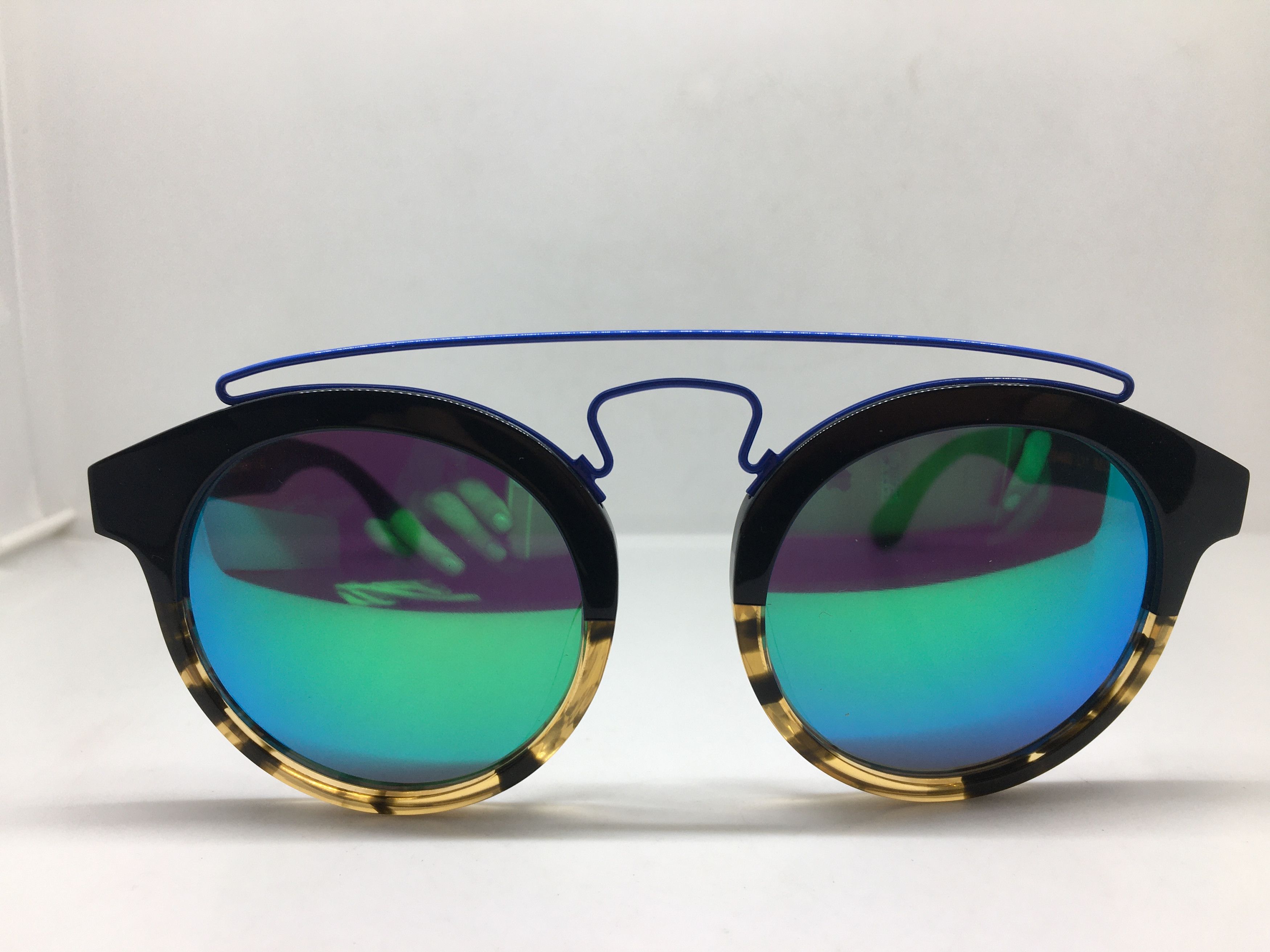 Other EOS Handmade Acetate Black Tortoise Round Sunglasses Size ONE SIZE - 1 Thumbnail