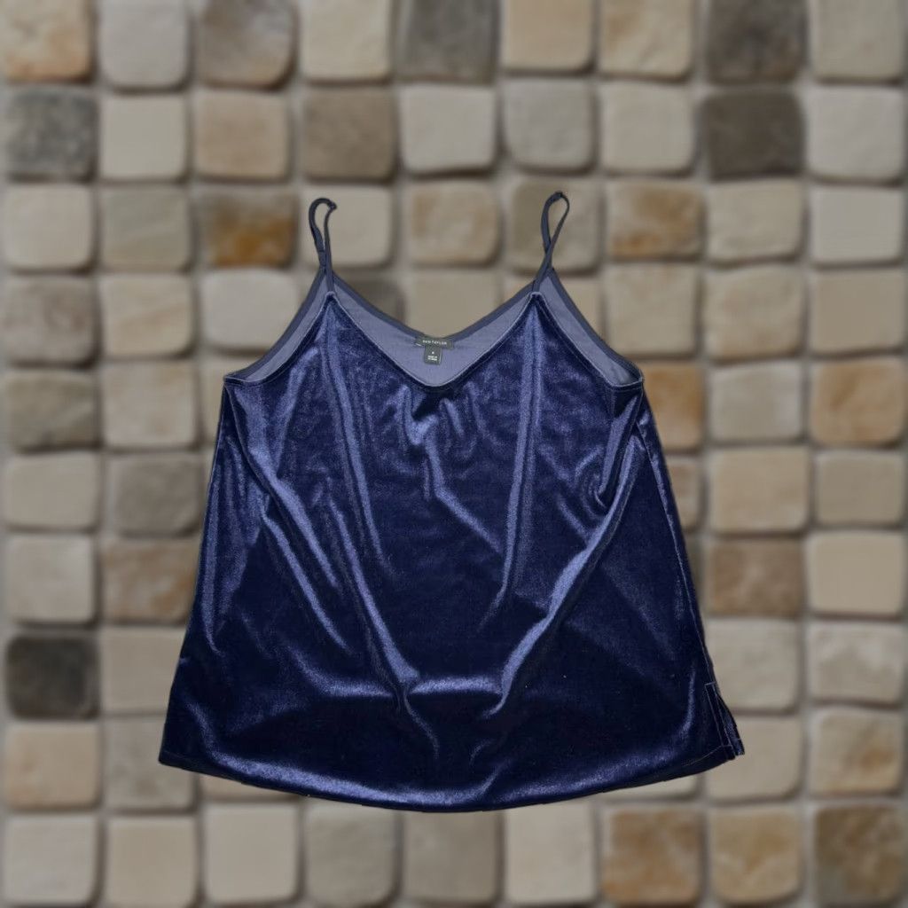 Vintage Ann Taylor Shirt Womens M Blue Velvet Tank Top Sleeveless V-Neck Casual Polyester Velvet Tank Top Size M / US 6-8 / IT 42-44 - 1 Thumbnail