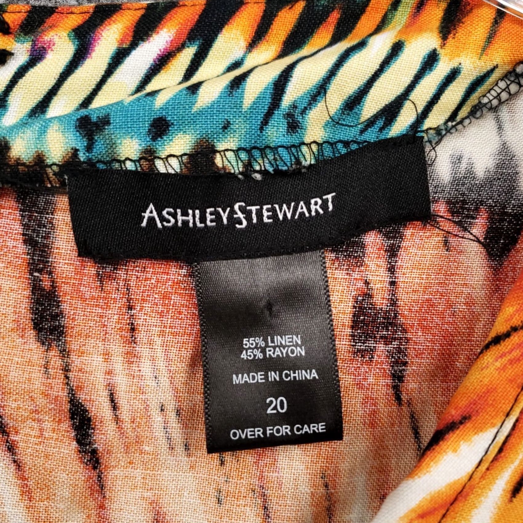 Vintage Ashley Stewart Romper Womens 20 Plus Orange Linen Blend V Neck Abstract Print Size 42" / US 20 - 7 Thumbnail
