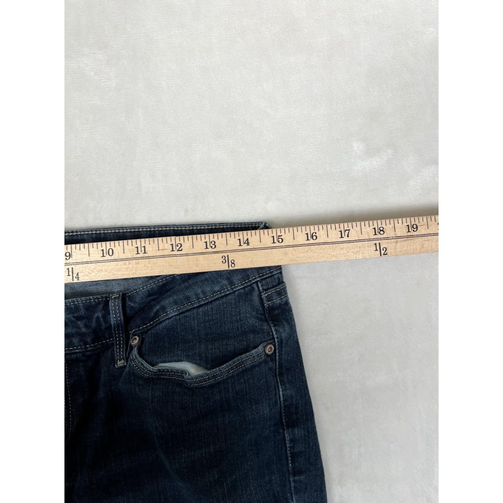 Levi's VINTAGE Levi's Demi Curve Jeans Womens 8 Blue Medium Wash Modern Rise Straight Denim Size 30" / US 8 / IT 44 - 5 Thumbnail