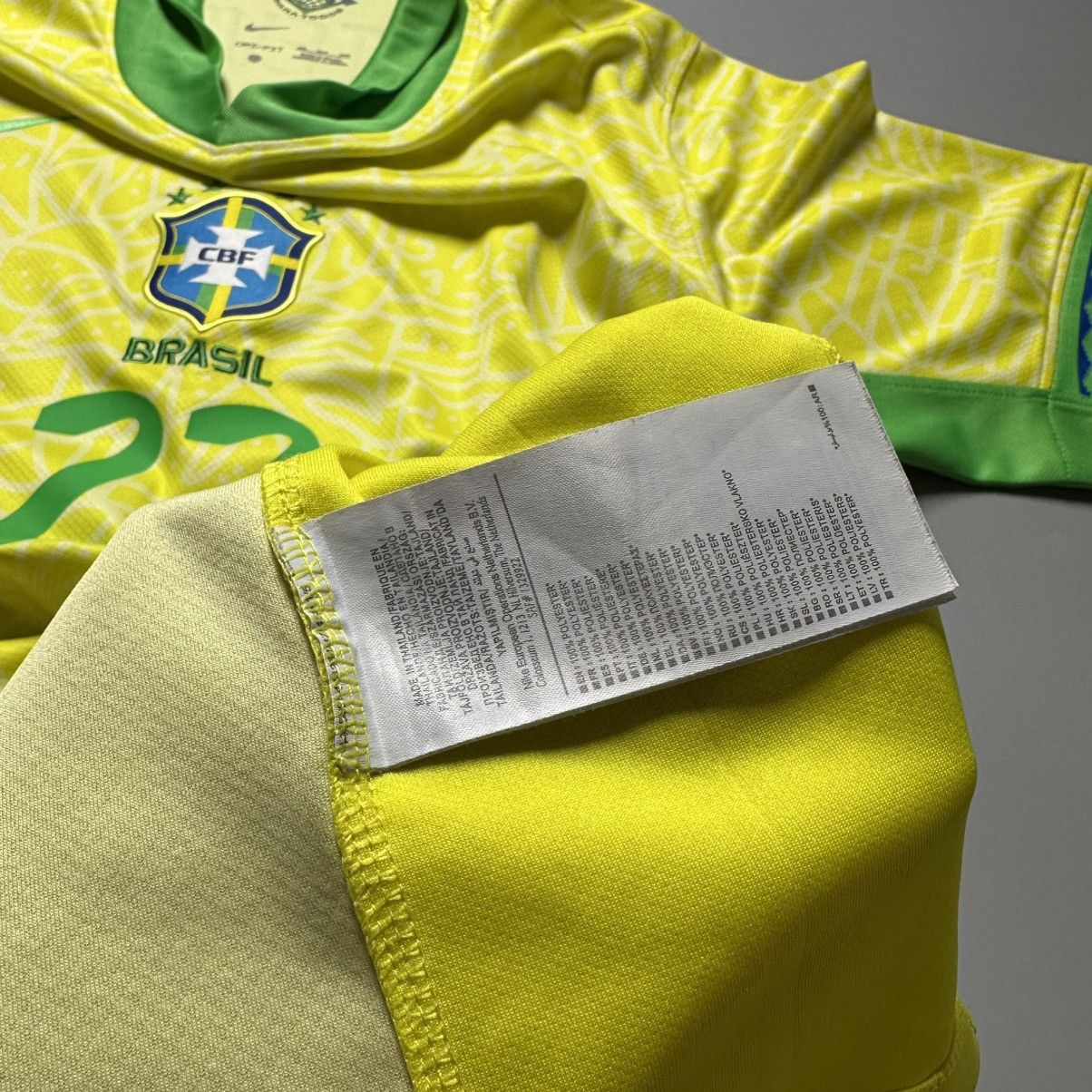 Nike BRAZIL NIKE 2022 WORLD CUP FOOTBALL HOME JERSEY #22 ESTEVAO Size US XXL / EU 58 / 5 - 11 Thumbnail