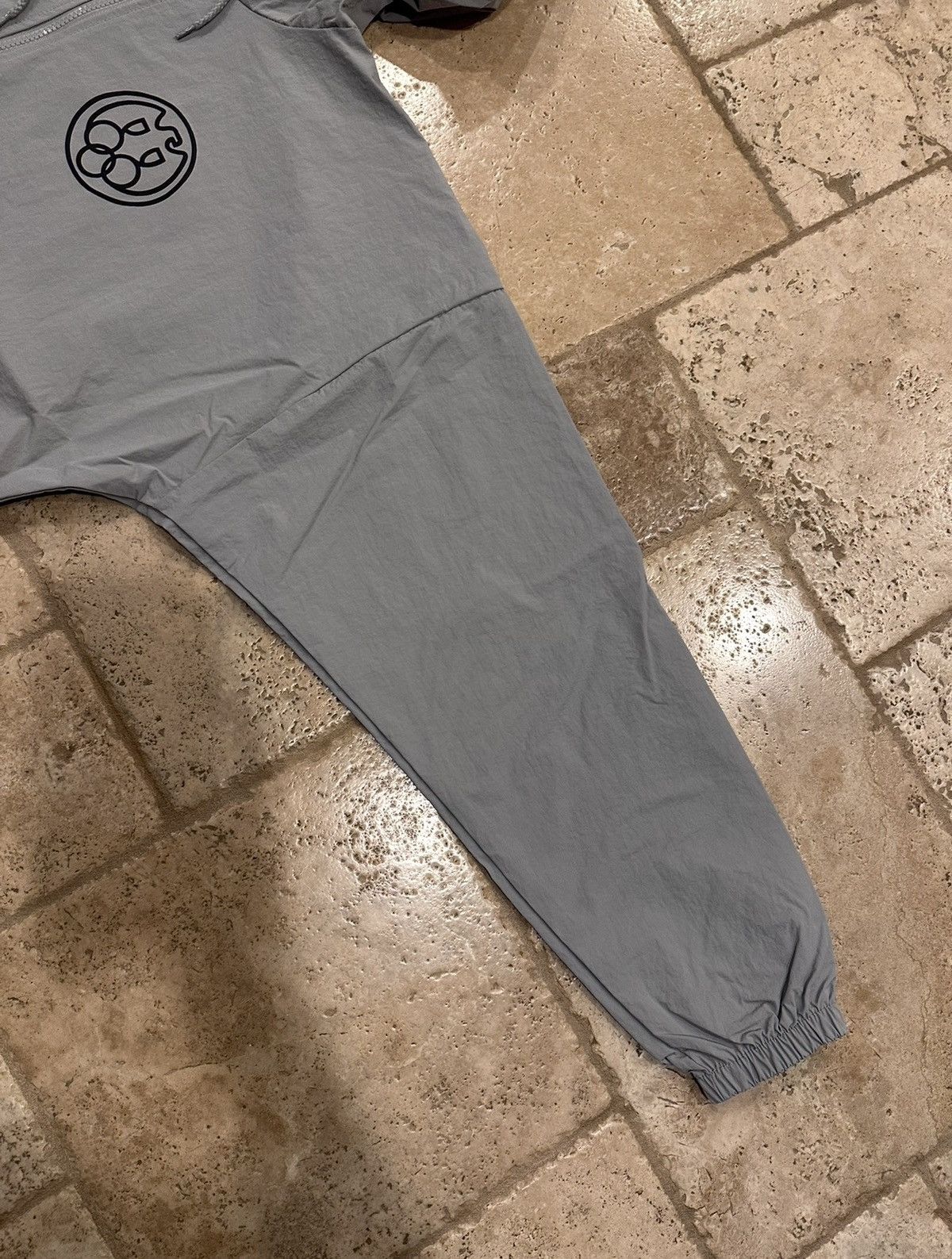 Yeezy Yeezy WB-01 04 Logo Gray Windbreaker Nylon Zip Jacket Size US M / EU 48-50 / 2 - 5 Thumbnail