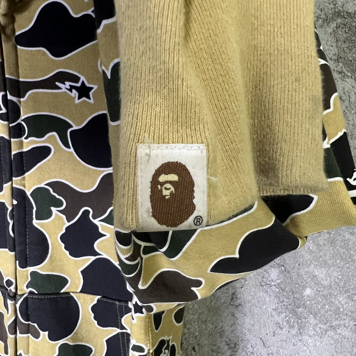 Bape A Bathing Ape Psyche Camo Shark Hoodie - 2021 - Yellow/Multi Size US S / EU 44-46 / 1 - 10 Thumbnail