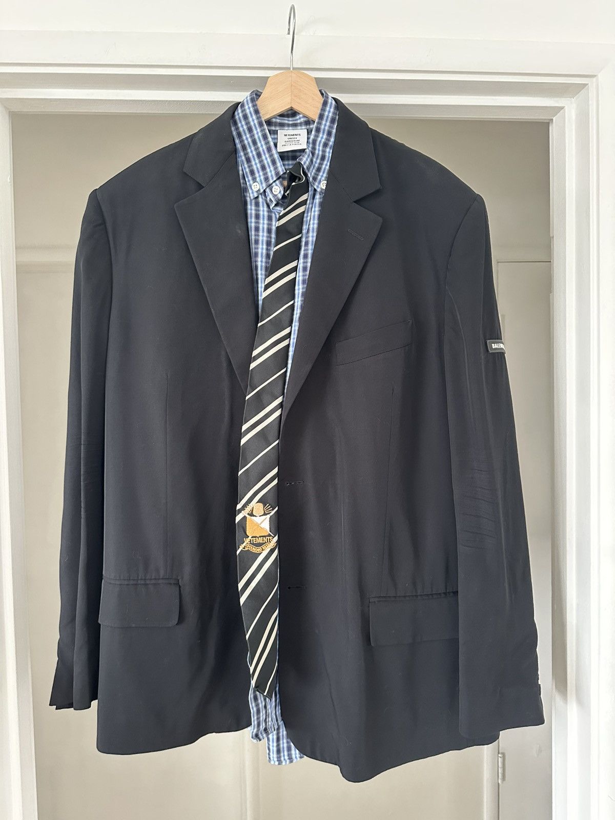 Balenciaga Balenciaga Wardrobe Viscose Blazer Size US M / EU 48-50 / 2 - 1 Thumbnail