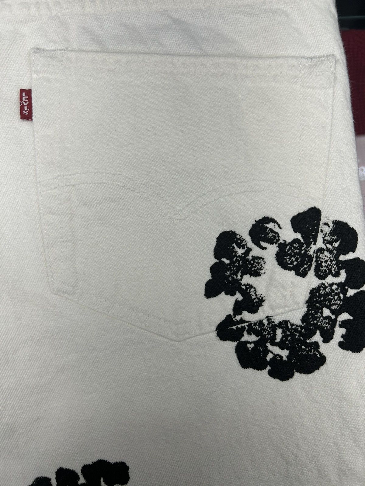 DENIM TEARS × Levi's Levi's x Denim Tears The Cotton Wreath Inverted Jean Size US 31 - 4 Thumbnail