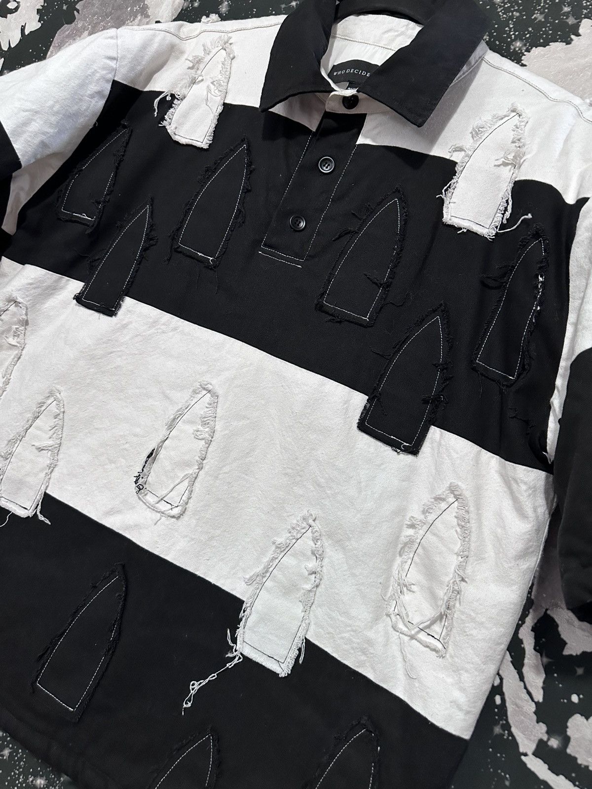 Who Decides War Who Decides War Blocked Window Polo Shirt Size US XL / EU 56 / 4 - 2 Thumbnail
