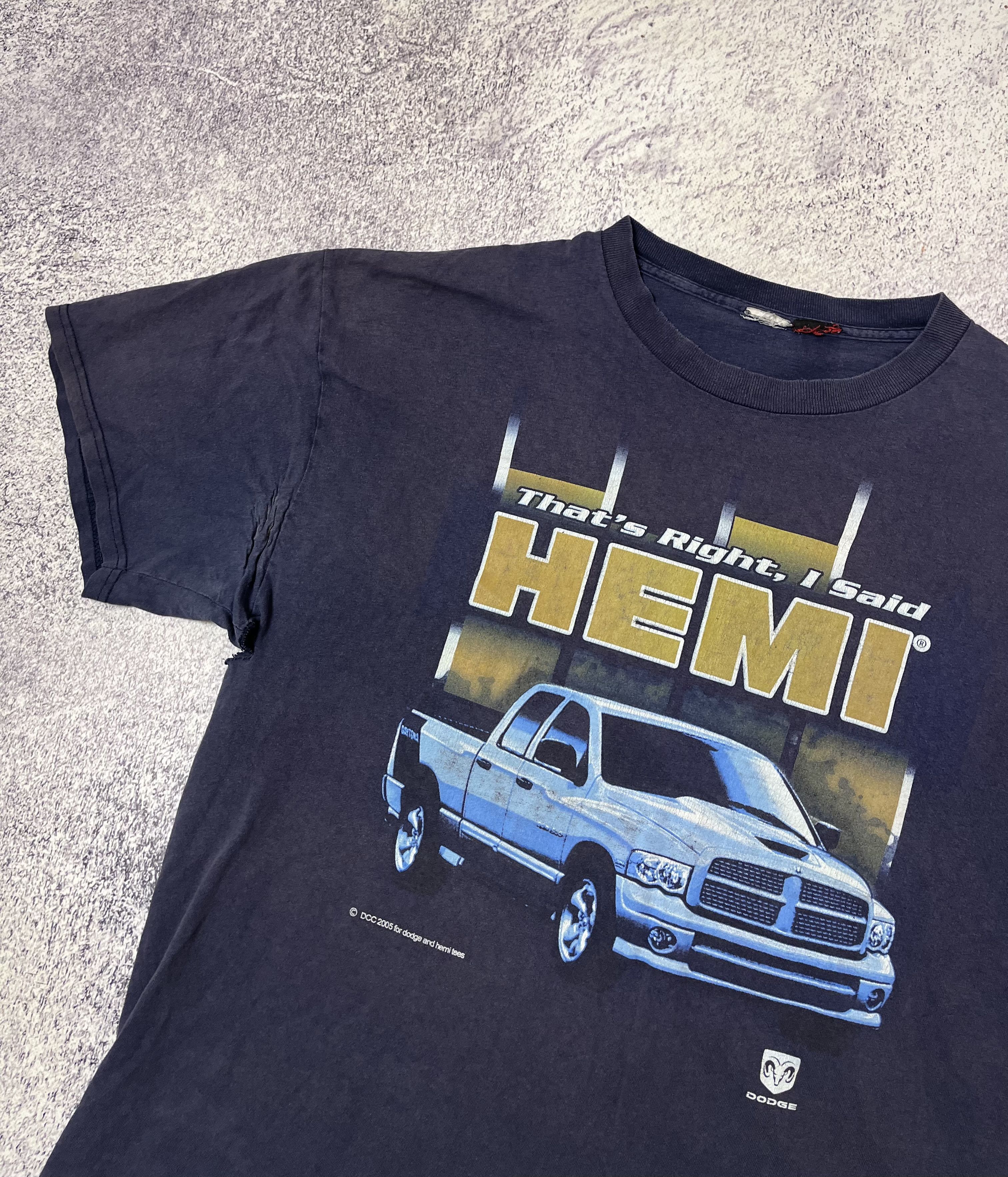 NASCAR × Vintage Vintage men’s merch t-shirt Dodge 2005s size Xl Size US XL / EU 56 / 4 - 4 Thumbnail
