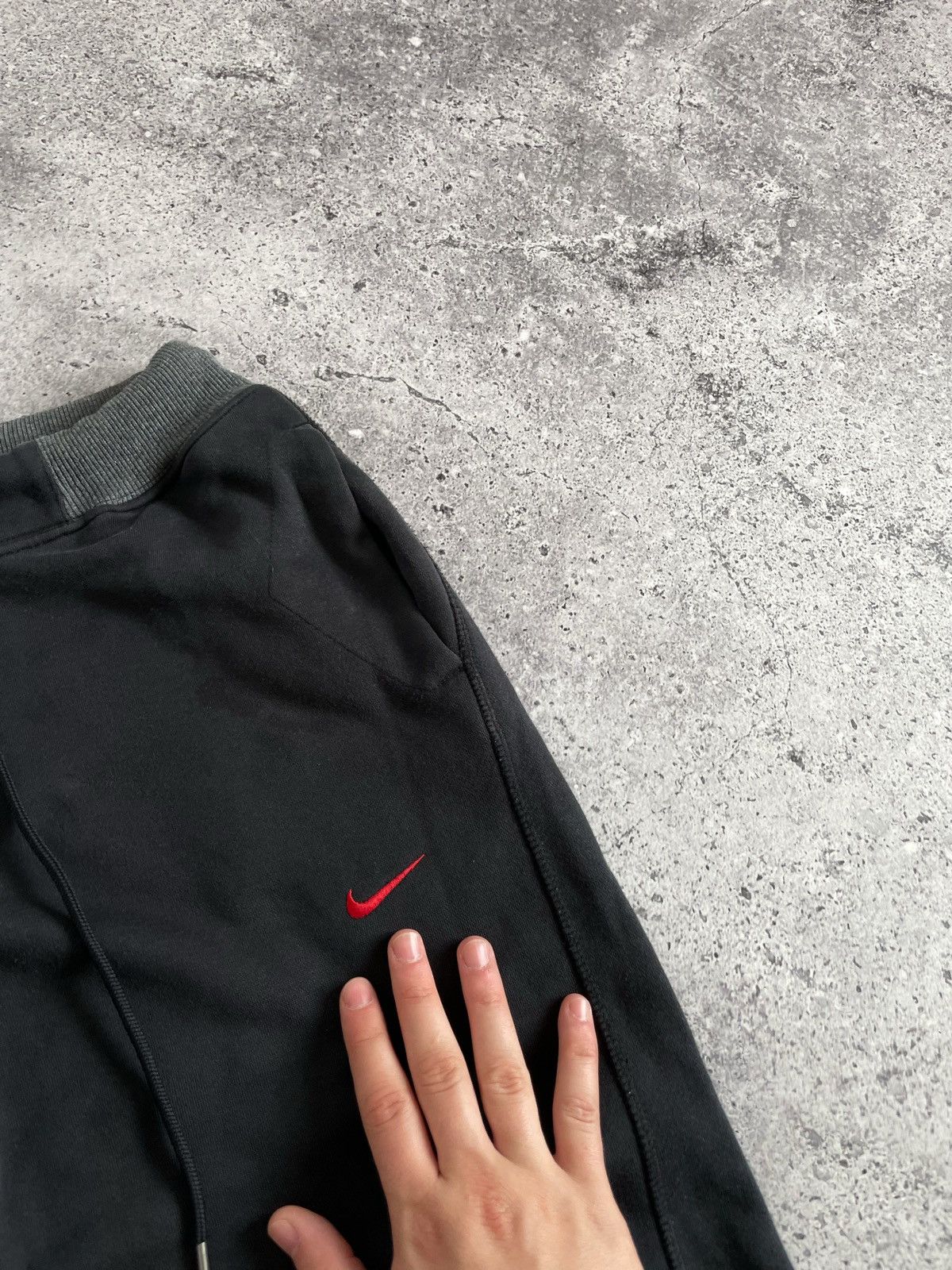 Nike Vintage Nike Mini Swoosh Sweatpants Size US 32 / EU 48 - 4 Thumbnail