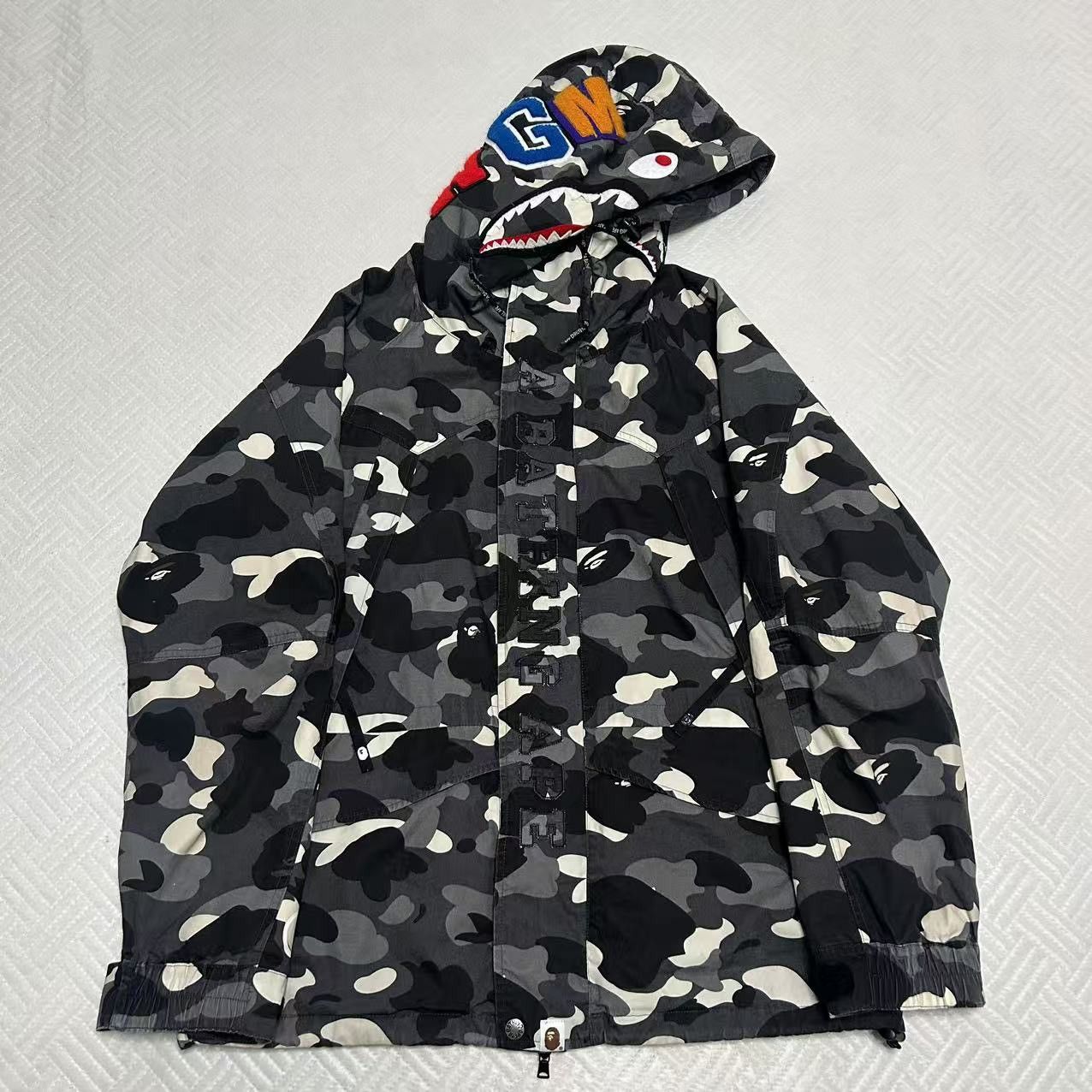 Bape LUMINOUS CAMO SHARK JACKET Size US XL / EU 56 / 4 - 1 Thumbnail