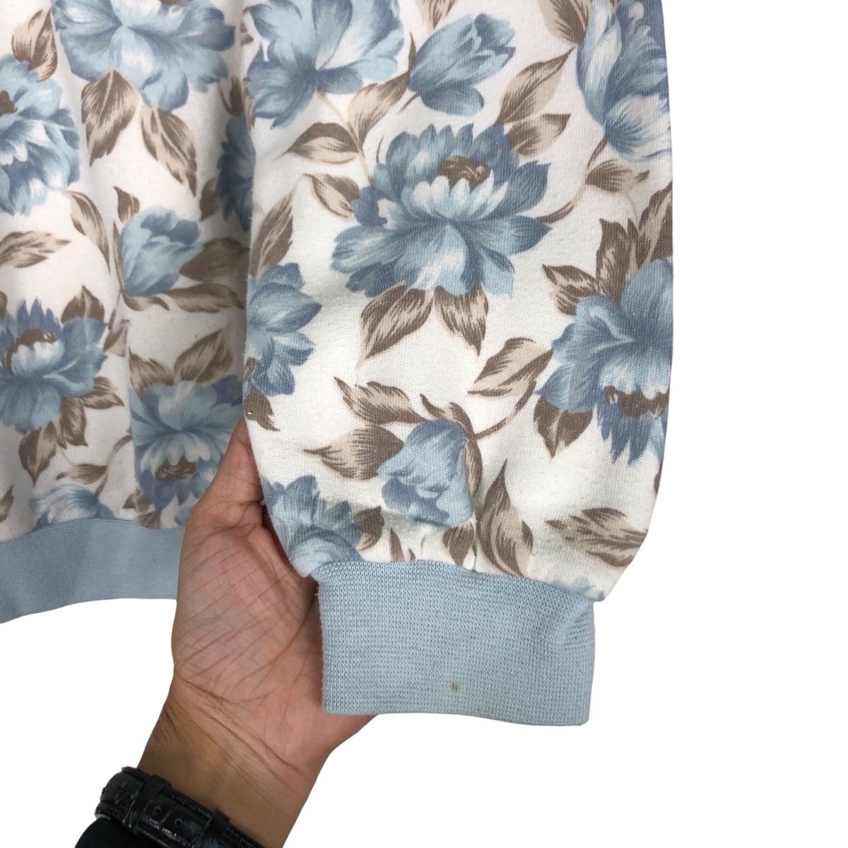 Japanese Brand × Vintage Vintage Floral Rare Design Sweatshirt 90s Streetwear Size US M / EU 48-50 / 2 - 9 Thumbnail