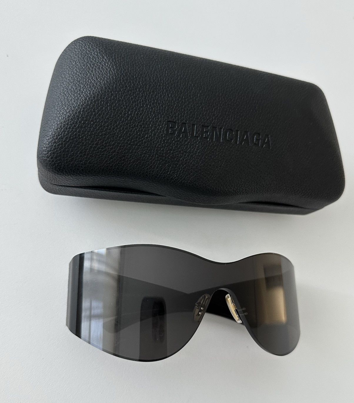 Balenciaga Balenciaga black shield BB mask sunglasses Size ONE SIZE - 6 Thumbnail