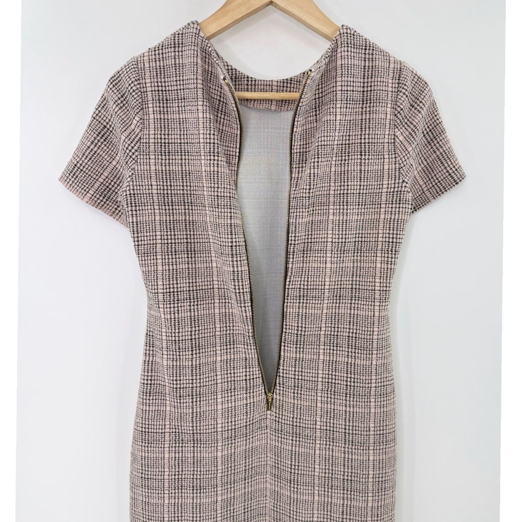 Calvin Klein Calvin Klein Womens Pink Black Plaid Short Sleeve Sheath Dress Size 2 Zipback Back Zipper, Knee Length, Business, Workwear Size 26" / US 2 / IT 38 - 4 Thumbnail