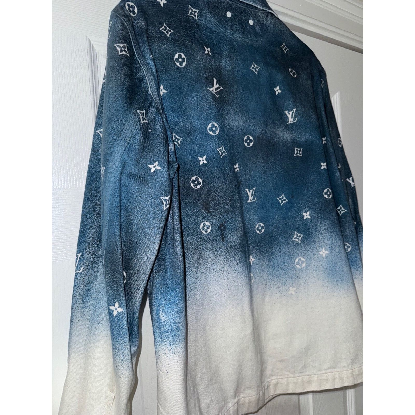 Louis Vuitton Louis Vuitton Workwear Monogram Blue White Denim Jacket S Size US S / EU 44-46 / 1 - 13 Thumbnail