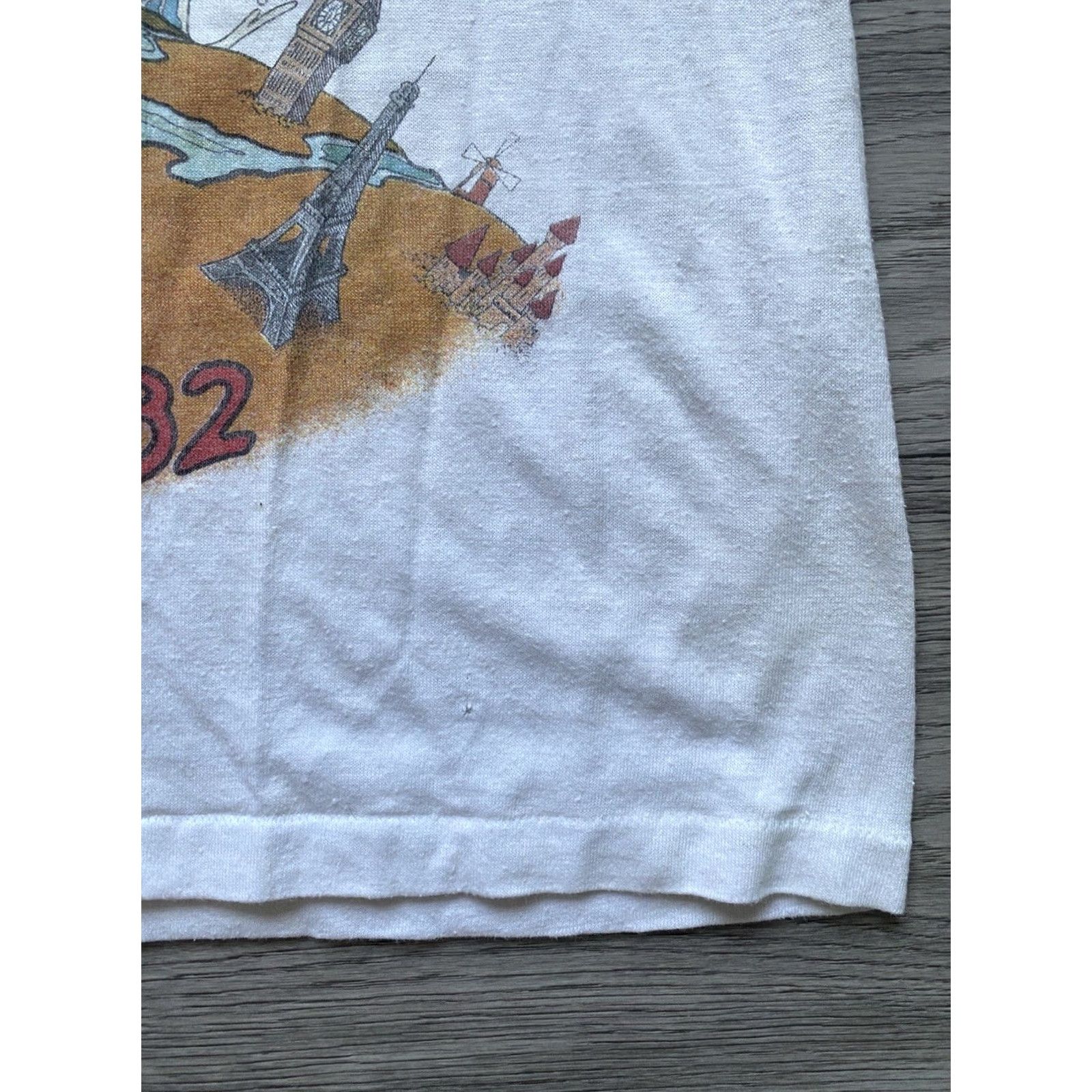 Vintage VINTAGE Rolling Stones T-Shirt Europe 1982 Concert Tour Medium White Men Band M Shirt Size US M / EU 48-50 / 2 - 4 Thumbnail