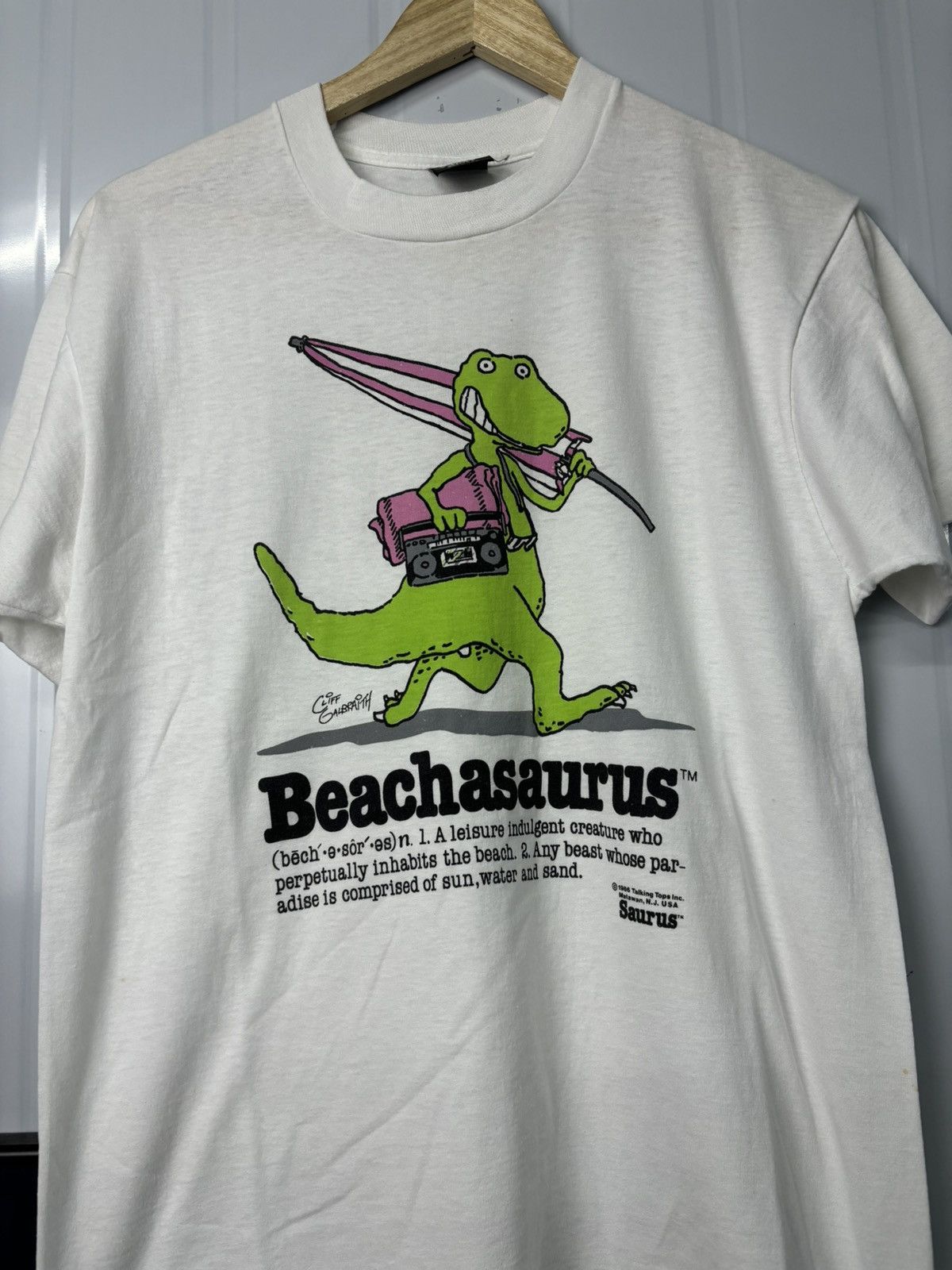 Vintage RARE! Vintage 1986 Beachsaurus Parody Art Wording Tee Size US L / EU 52-54 / 3 - 4 Thumbnail