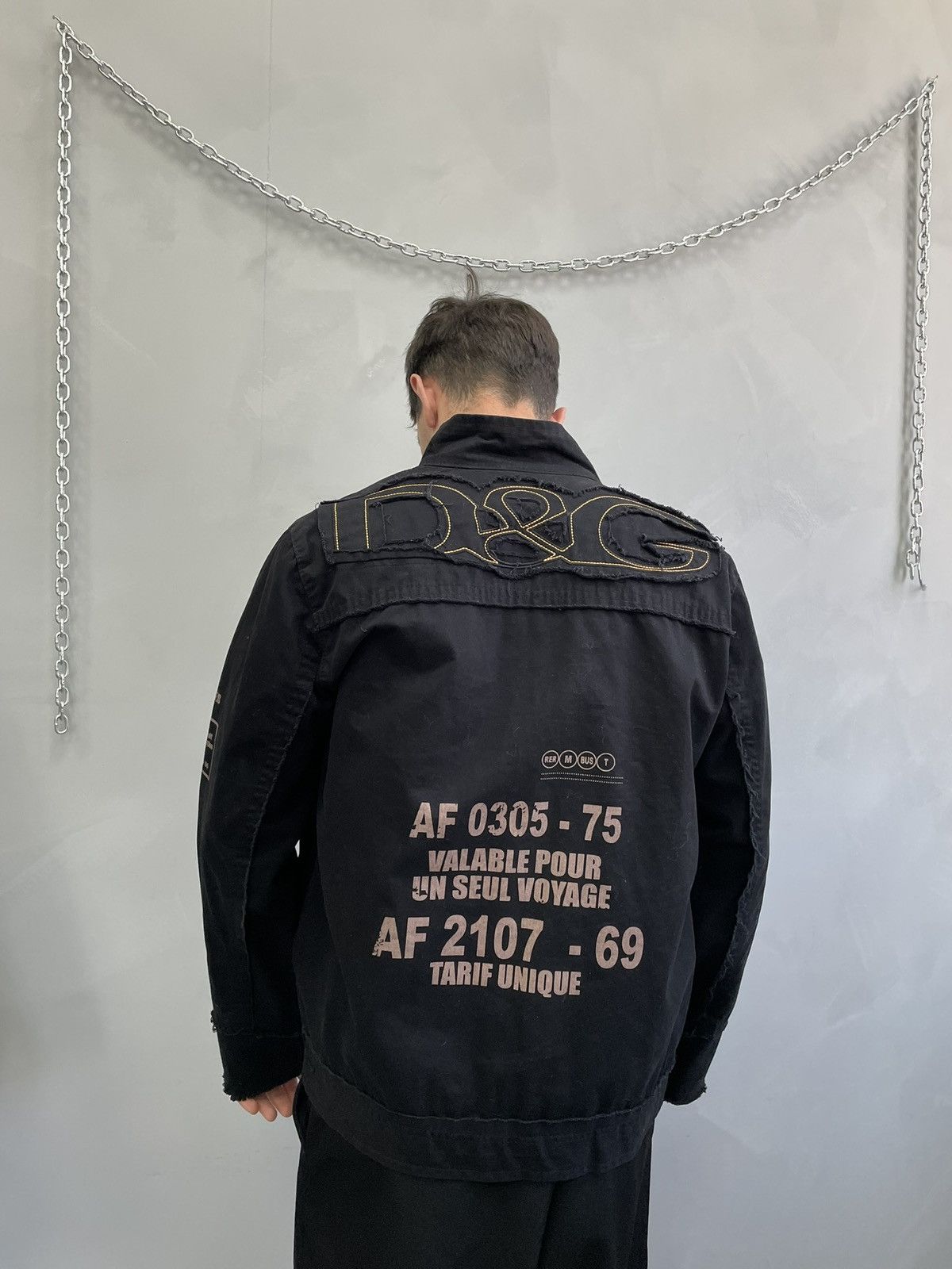 Dolce & Gabbana Vintage 2000s Big logo Dolce Gabbana distressed jacket Size US S / EU 44-46 / 1 - 9 Thumbnail