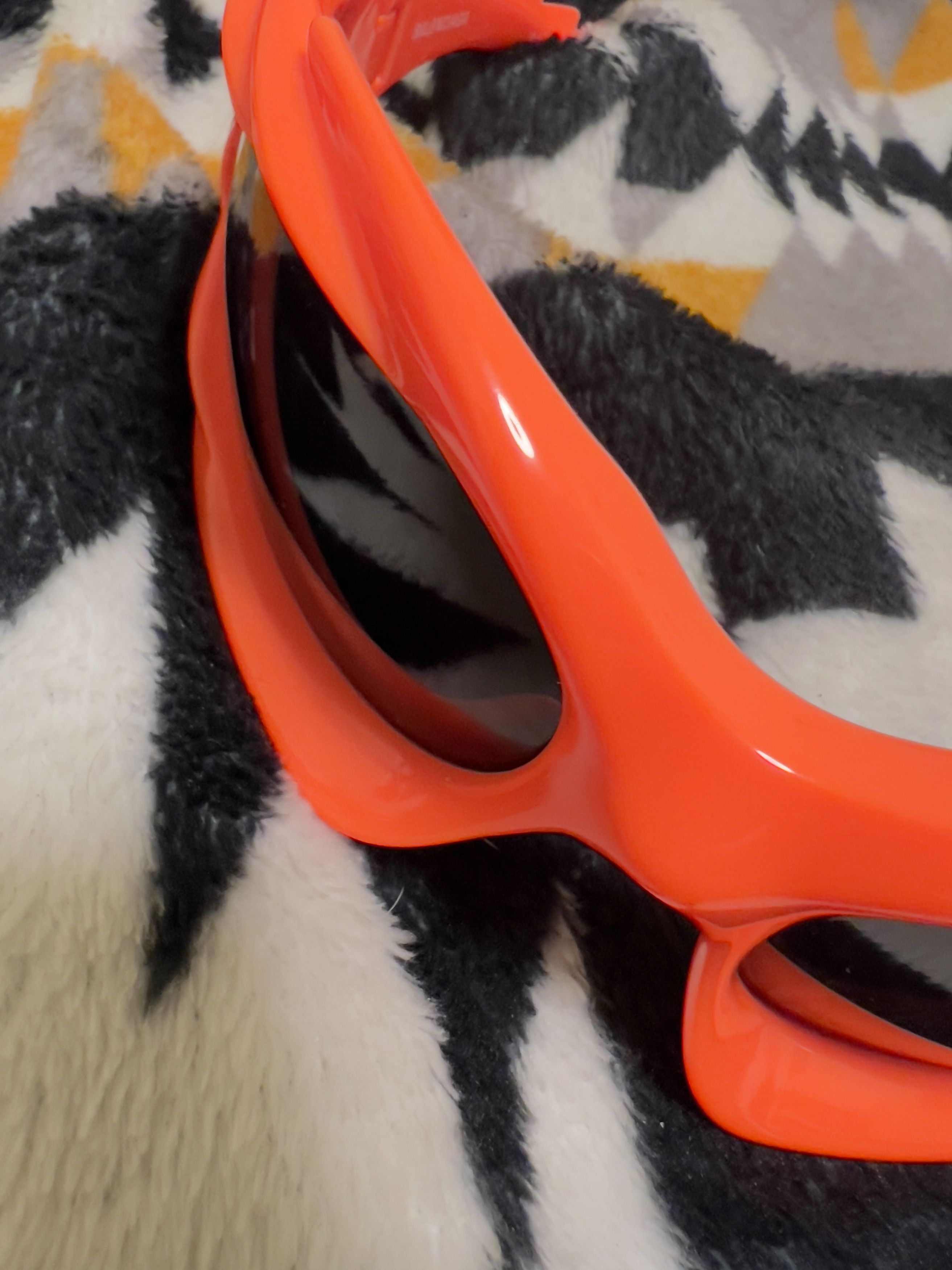 Balenciaga Balenciaga SS23 -Extreme Spikes Orange Sunglasses Size ONE SIZE - 24 Thumbnail