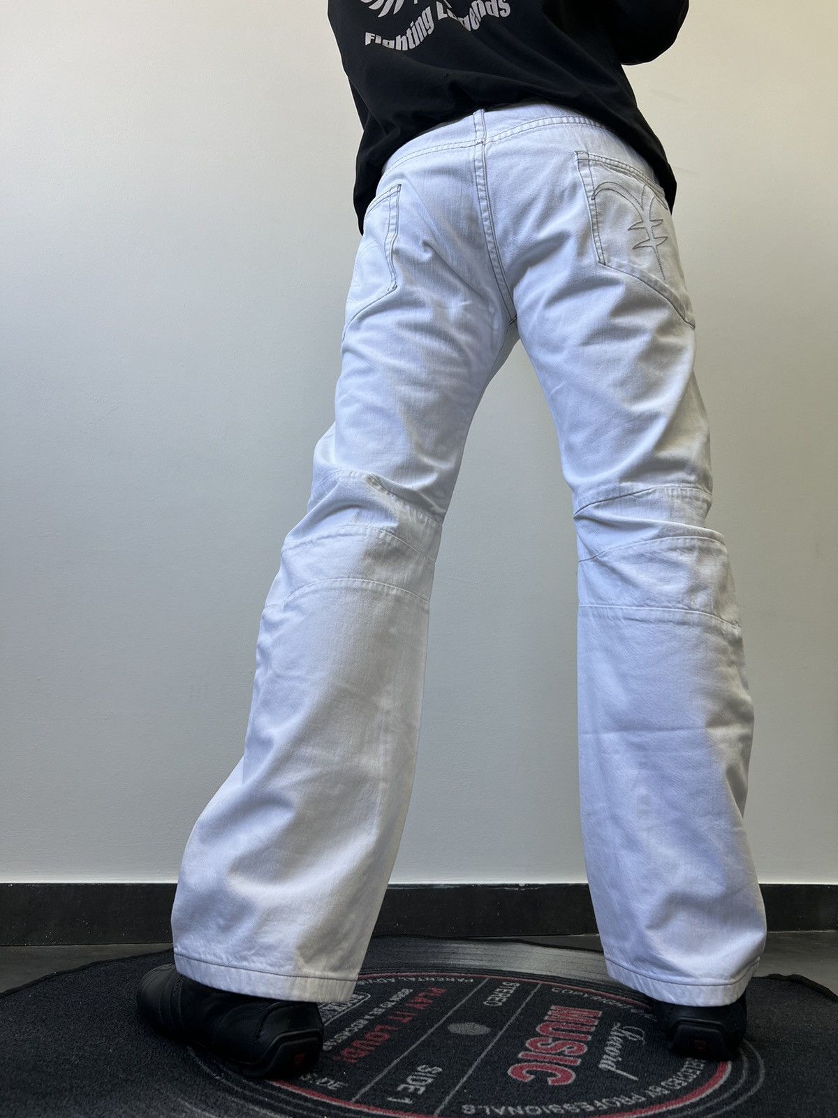 Japanese Brand YEN MICHIKO KOSHINO LONDON JEANS FLARE Size US 32 / EU 48 - 2 Thumbnail