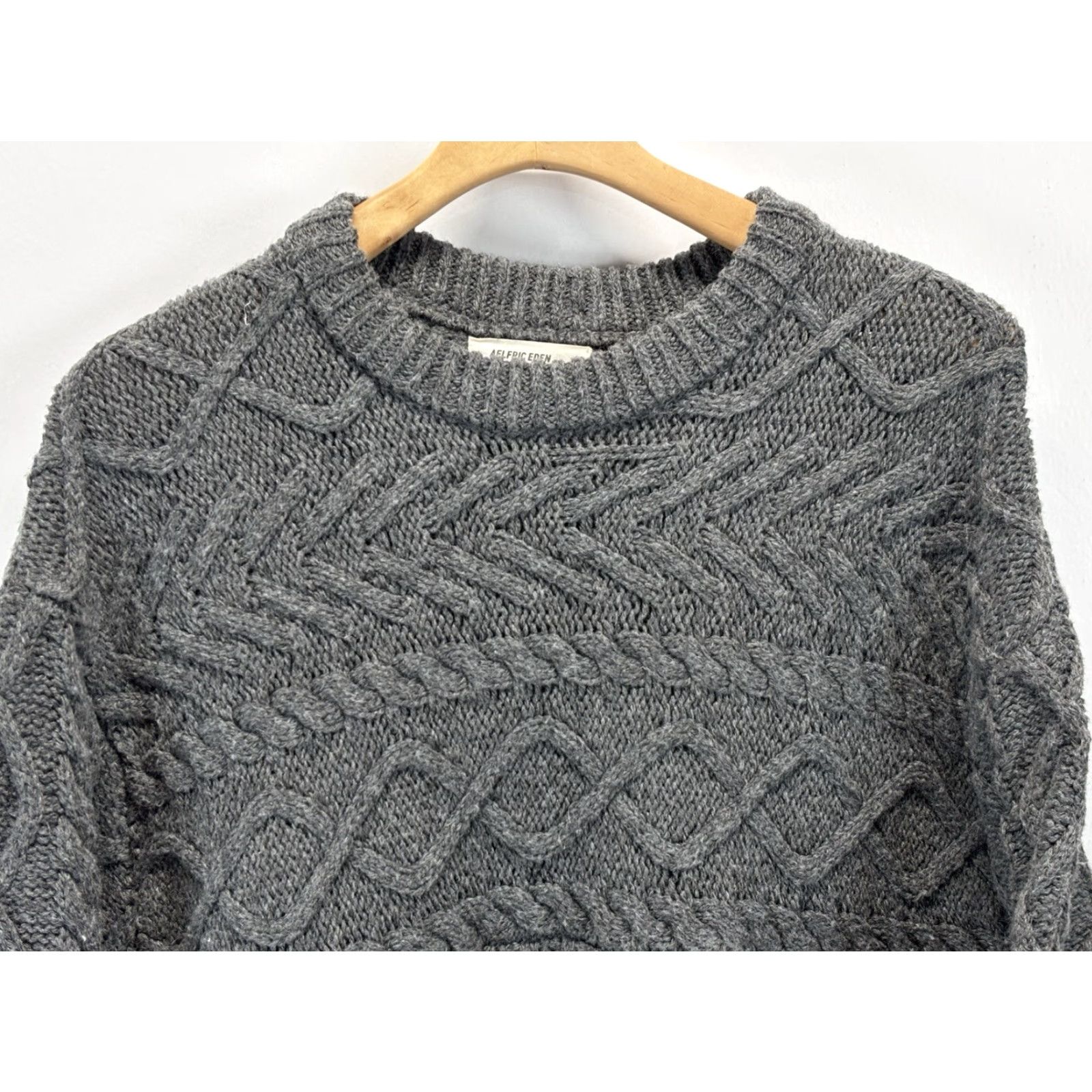 Vintage VINTAGE Aelfric Eden Fisherman Knit Sweater Men’s Large Grey Chunky Crew Neck Pullover Knitwear, Nautical, Preppy, Winter Casual, Heavyweight Size US L / EU 52-54 / 3 - 2 Thumbnail
