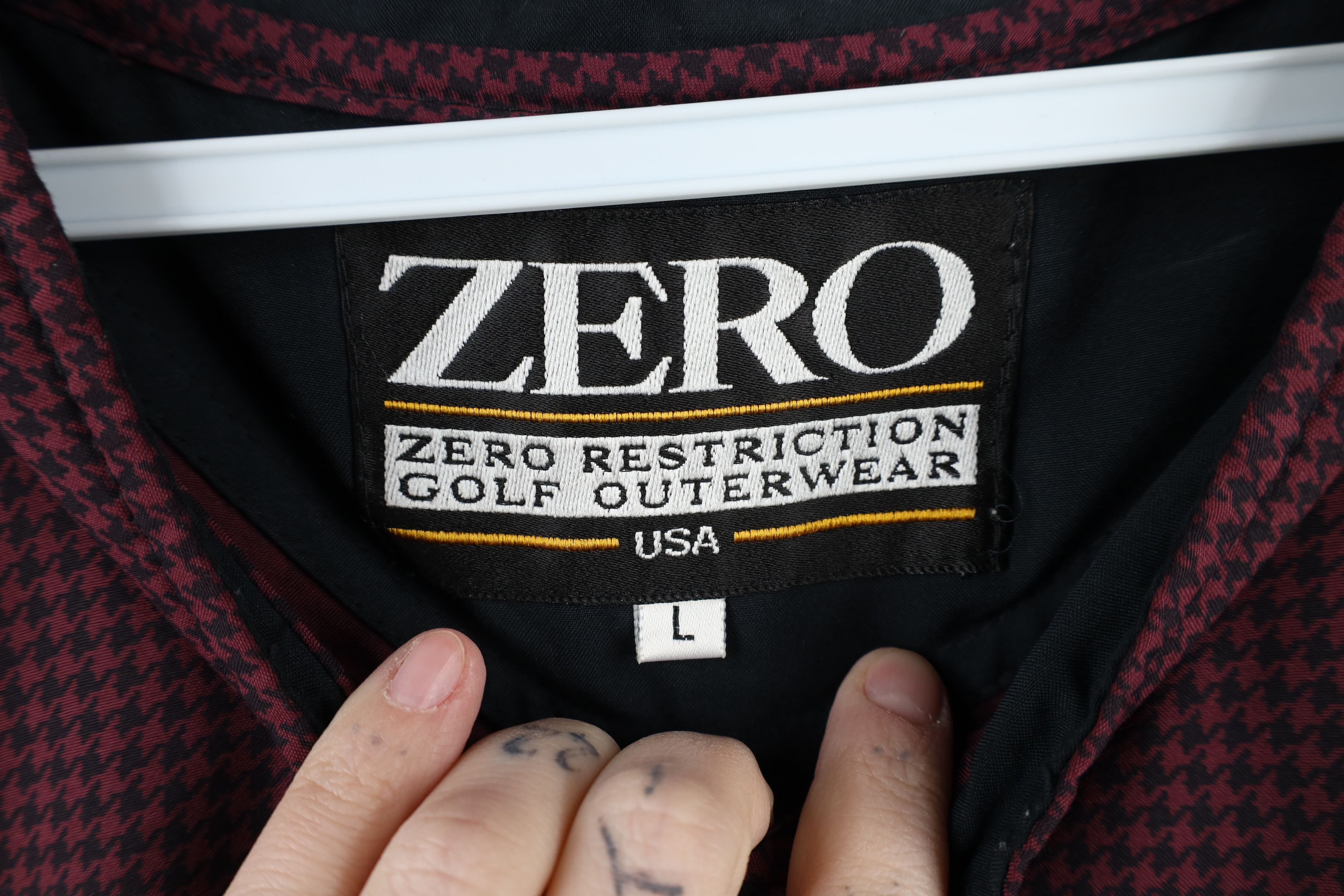 Vintage Vintage Zero Restriction Pullover Windbreaker Jacket USA Size US L / EU 52-54 / 3 - 9 Thumbnail