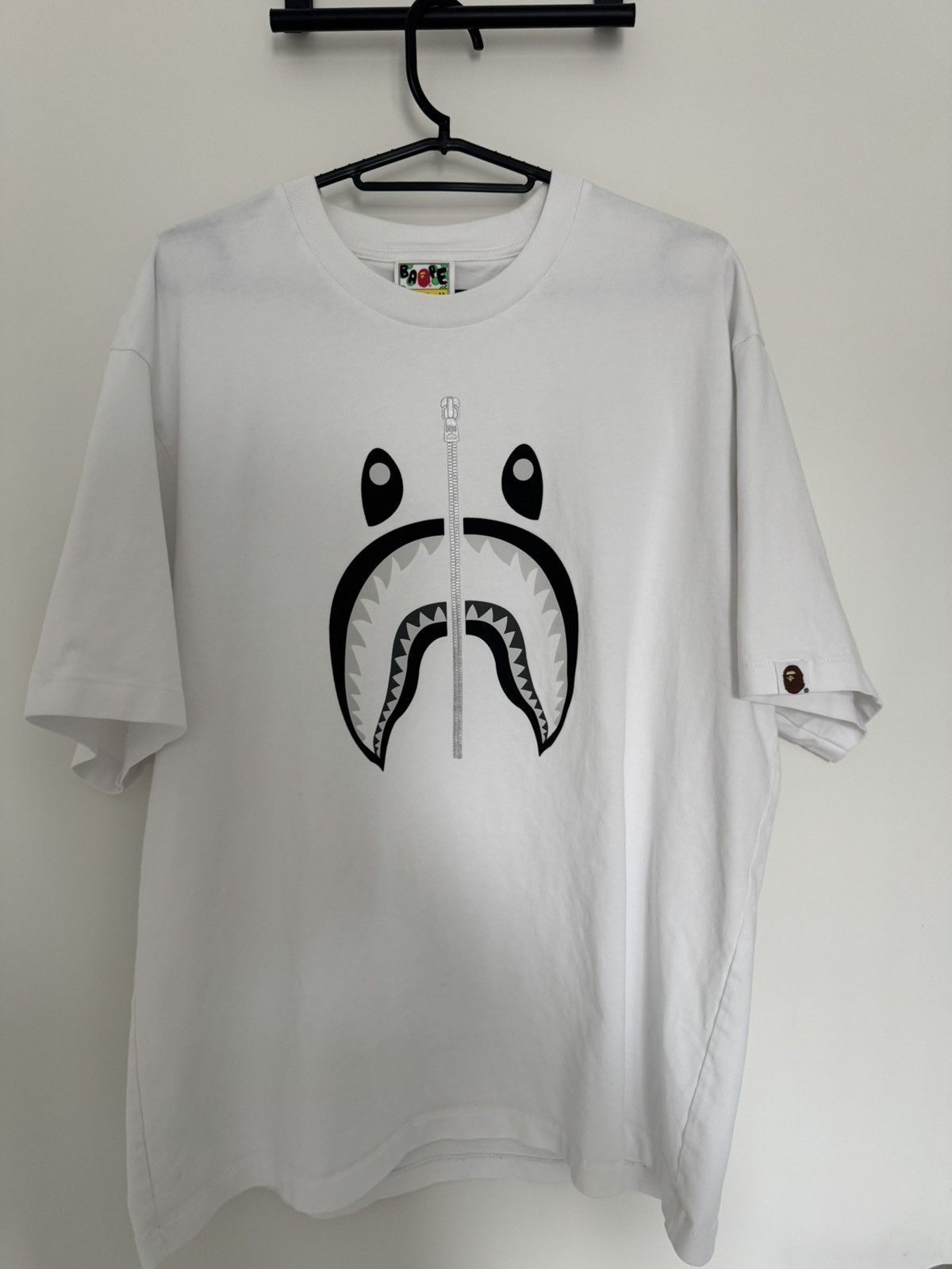 Bape BAPE Shark Face Tee White Size US M / EU 48-50 / 2 - 1 Thumbnail