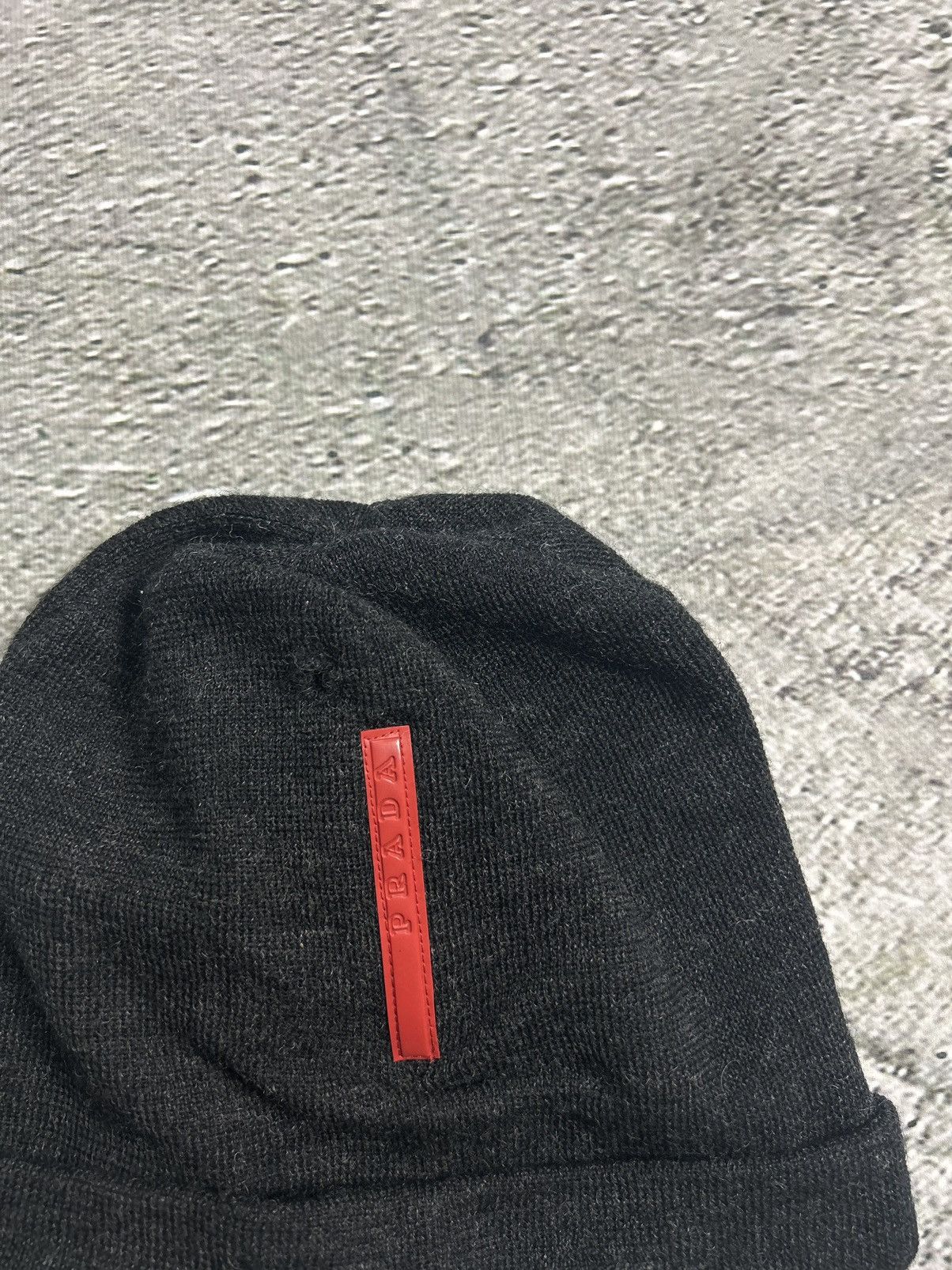 Prada Prada beanie vintage black red tab gorpcore Lana wool hat Size ONE SIZE - 7 Thumbnail