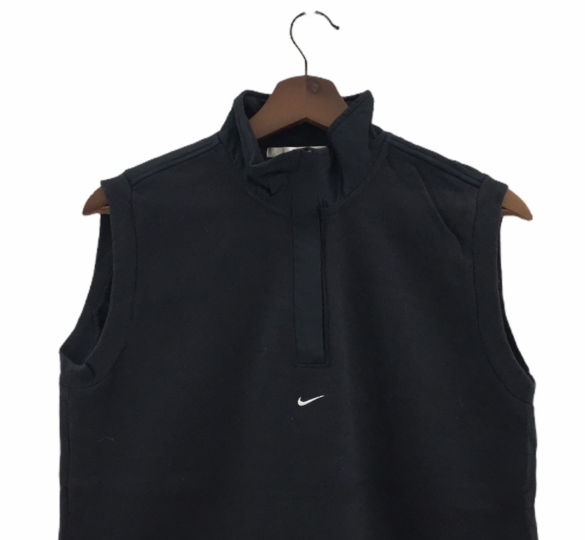 Nike Nike Golf Small Swoosh Center Logo Sweater Size S / US 4 / IT 40 - 2 Thumbnail