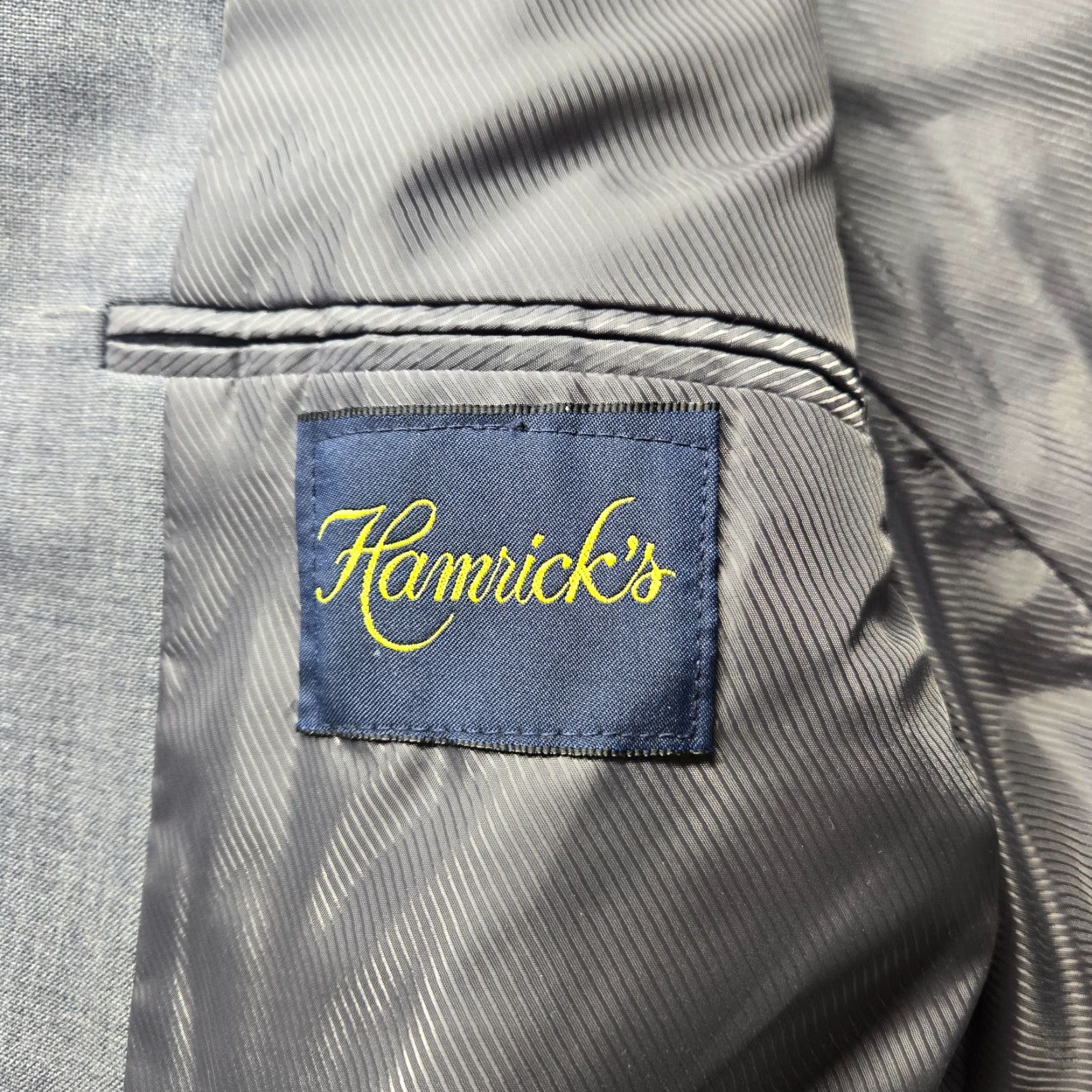 Vintage Vintage Hamrick’s Gray Suit Jacket Men’s Size 44S Two-Button Business Casual 90s Size 44R - 5 Thumbnail