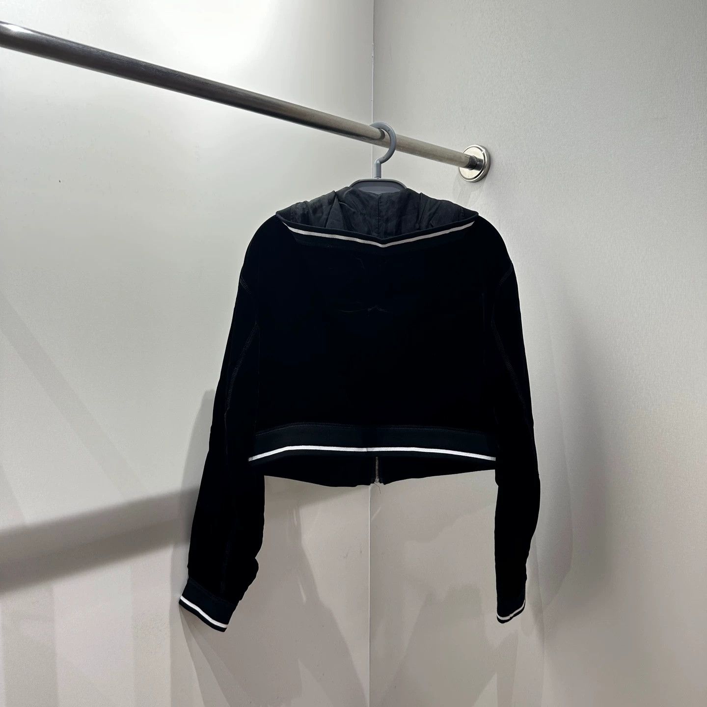 Miu Miu MIU MIU logo embroidery short zip jacket 38 Size XS / US 0-2 / IT 36-38 - 2 Thumbnail
