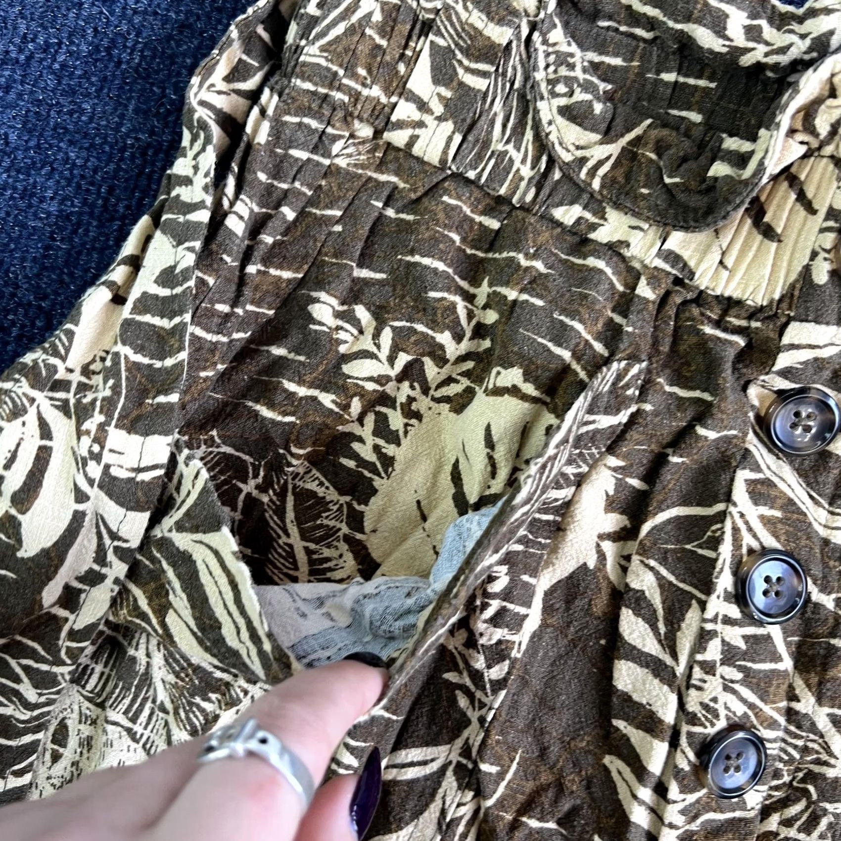Urban Outfitters Urban Outfitters Pants Womens Small Brown Tropical Leaf Print Paperbag Waist Size 28" / US 6 / IT 42 - 5 Thumbnail
