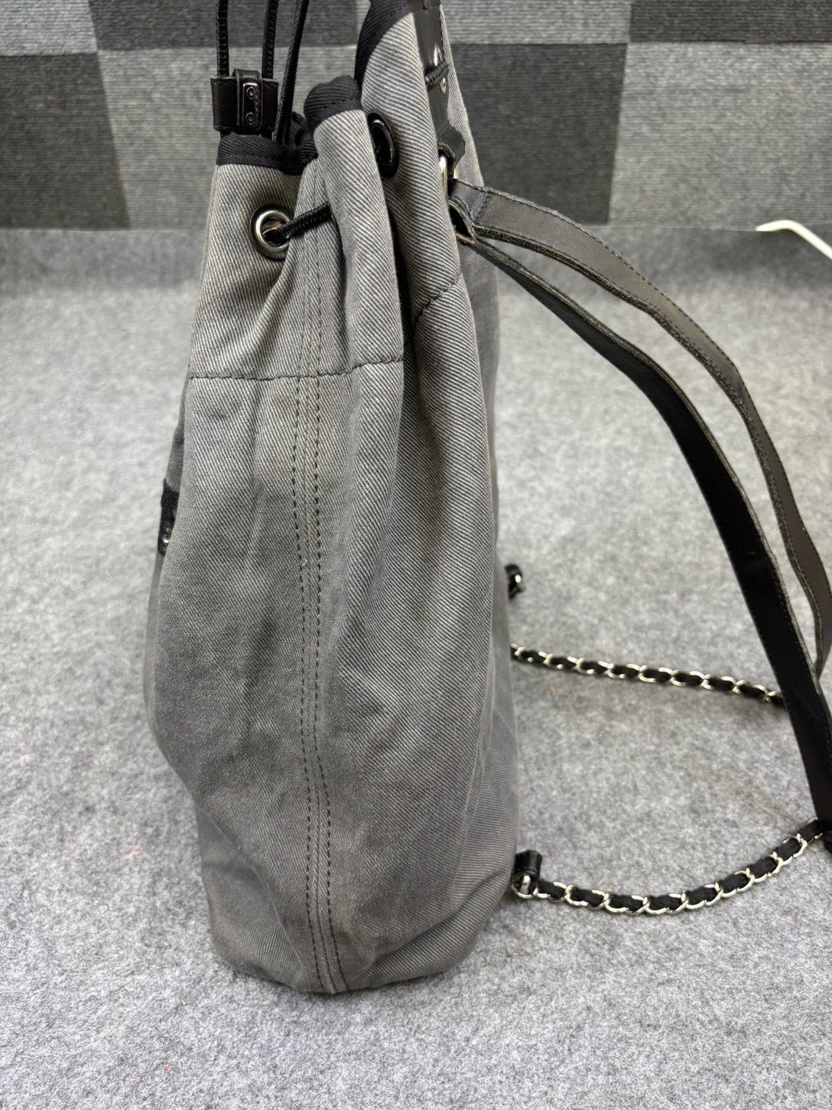 Chanel Chanel 31 Rue Cambon Paris Deauville Dark Grey Size ONE SIZE - 8 Thumbnail