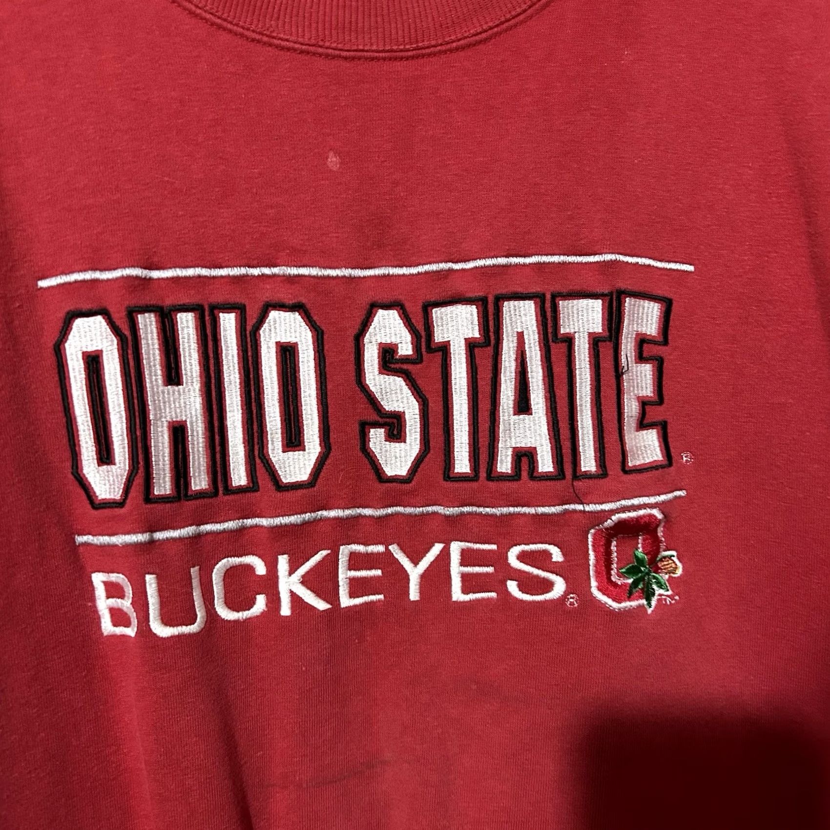 Vintage VINTAGE Buckeyes Ohio State Majestic Sweatshirt 2XL Red Mens 90s Pullover Size US XXL / EU 58 / 5 - 2 Thumbnail