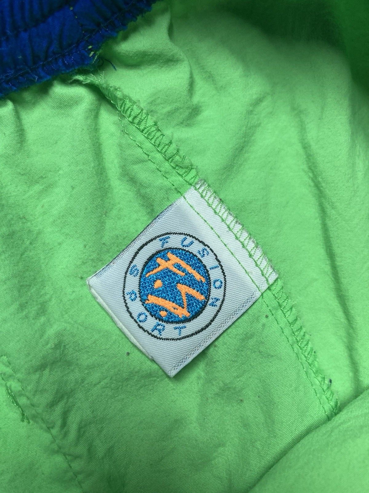 Vintage 80s fusion sport shorts neon lightweight swim trunks medium Size US 32 / EU 48 - 5 Thumbnail