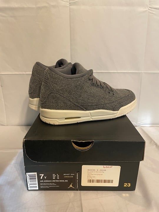 Jordan Brand Jordan 3 III Retro Wool 7Y Kids Shoes Pre-owned 861427 004 Size US 7 / EU 40 - 4 Thumbnail