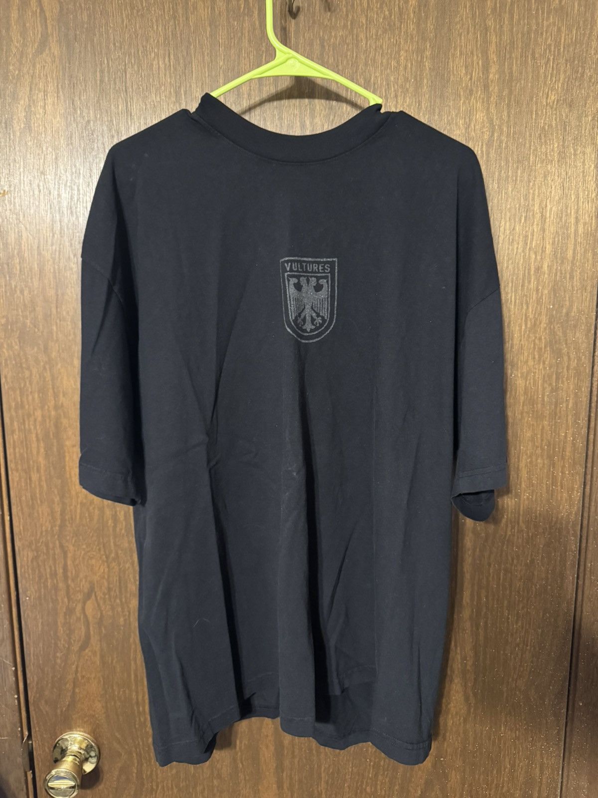 新品 YEEZY VULTURES Black Long T gap boost Yeezy Supply Vultures Long Sleeve L Tee T-Shirt Size 3 (L/XL