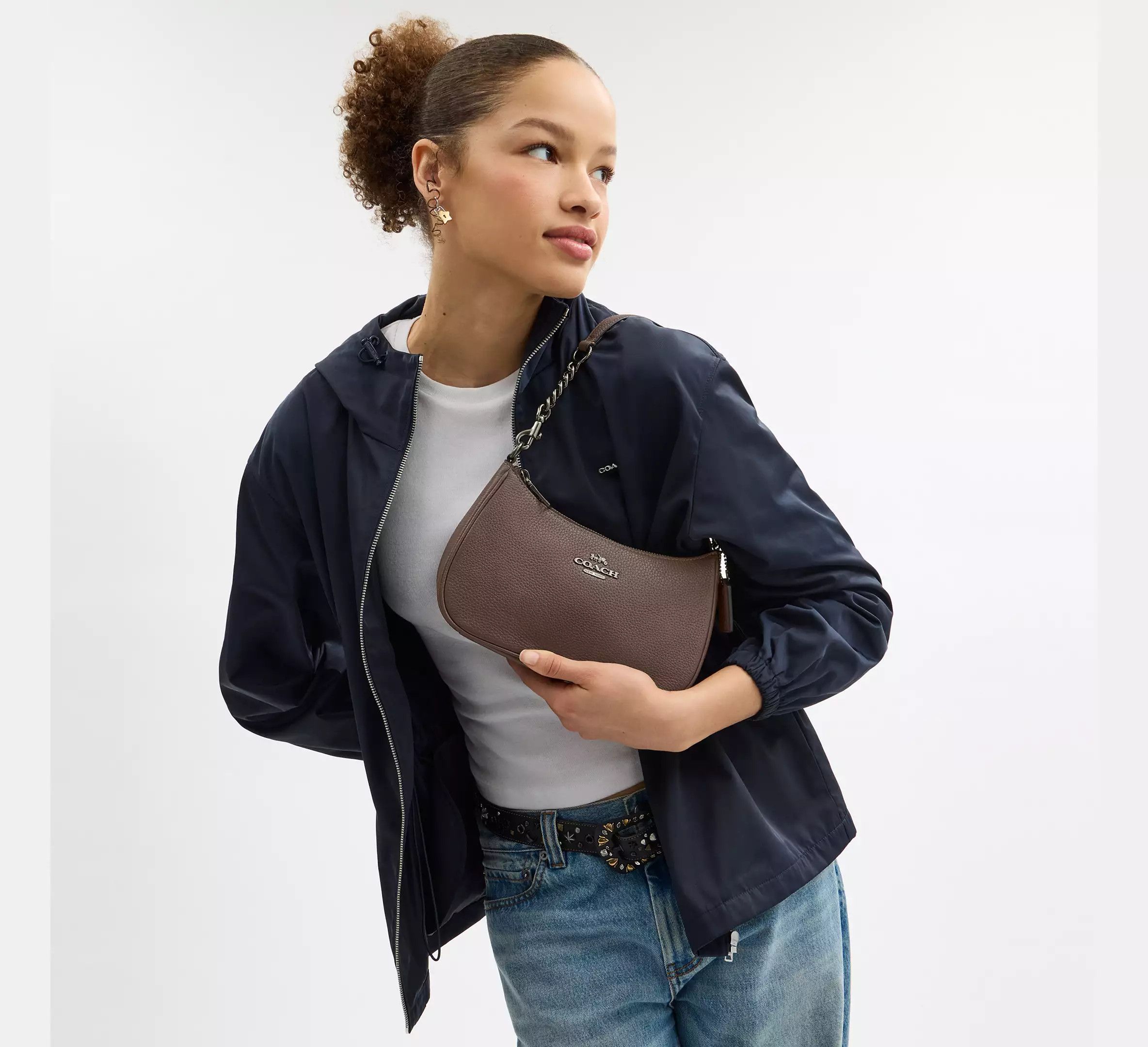Coach NWT Coach Teri Shoulder Bag Gold/Chalk CV934 Size ONE SIZE - 7 Thumbnail