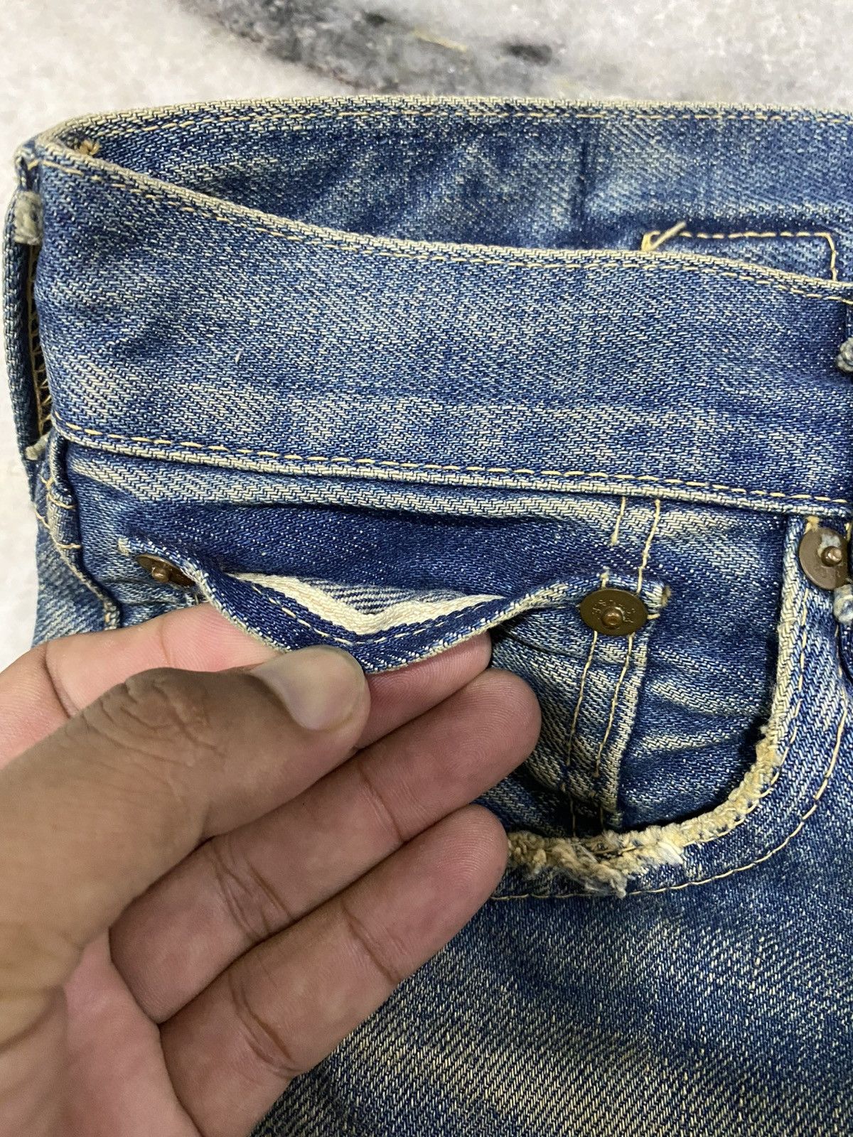 Levi's LEVIS BIG E LOT 37501 RIVETS SELVAGED Size US 28 / EU 44 - 6 Thumbnail