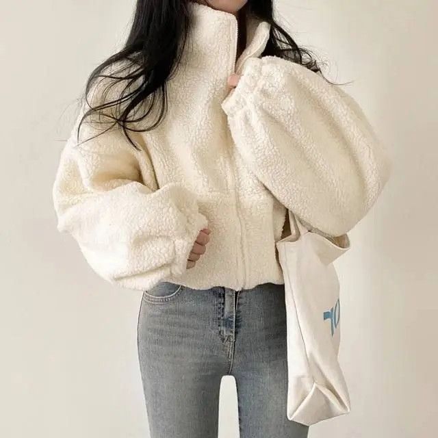 image of Vintage Warm Fluffy Women's Zipped Jacket in Beige (Size Medium)