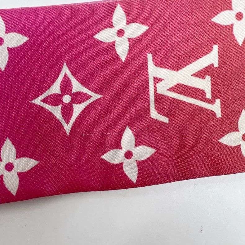 Louis Vuitton Louis Vuitton Cherry Pollen Gradient Scarf 2502-Nextarrow Size ONE SIZE - 6 Thumbnail