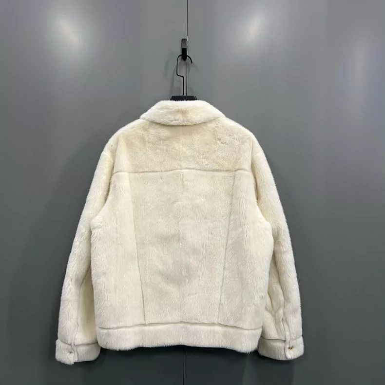 Louis Vuitton Louis Vuitton Mink fur jacket Size US M / EU 48-50 / 2 - 6 Thumbnail