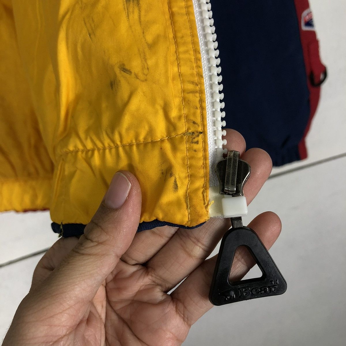 Japanese Brand 🔥VTG COLOUR BLOCK BOMBER JACKET BEAR BIG LOGO REVERSIBLE Size US XL / EU 56 / 4 - 22 Thumbnail